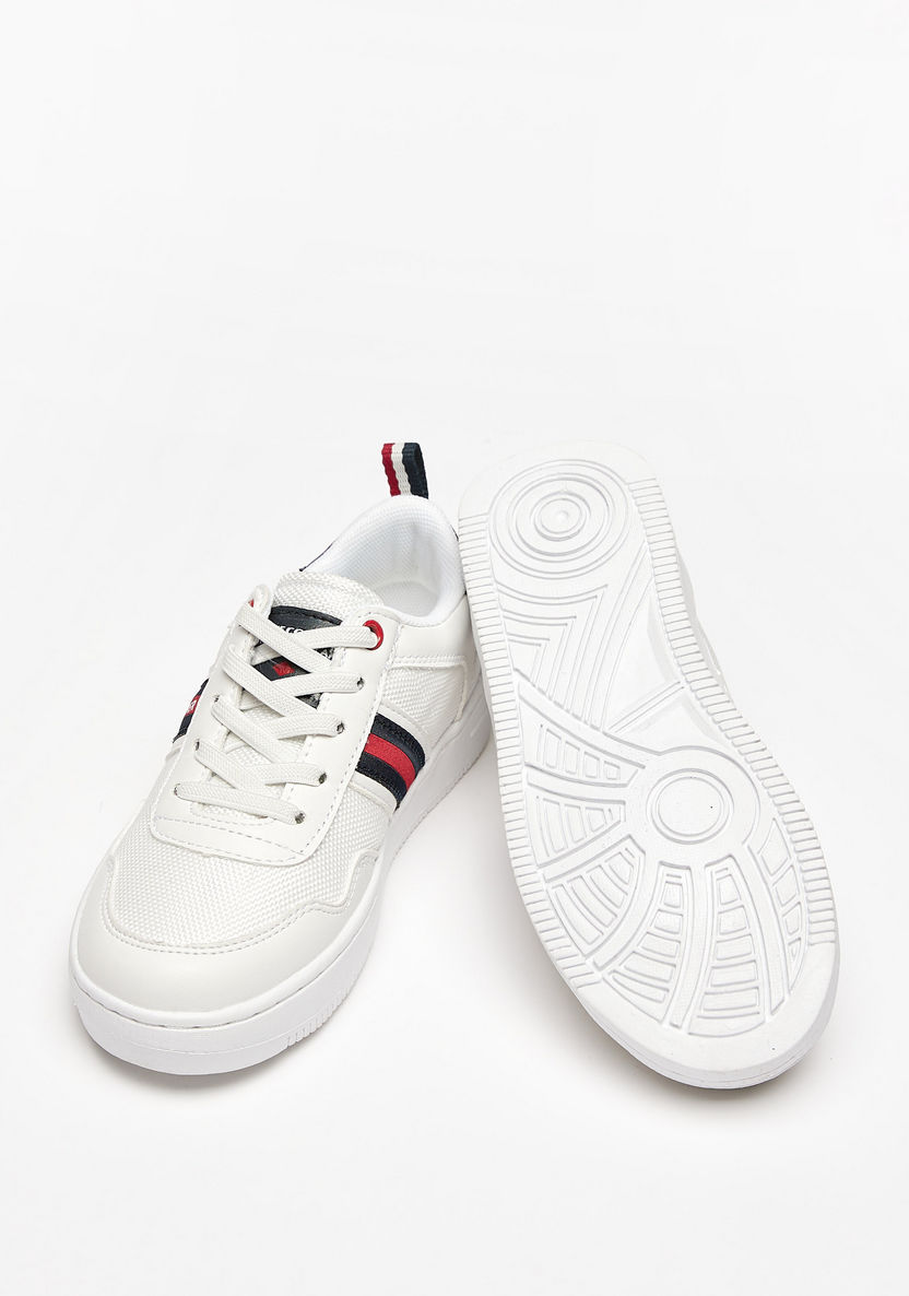 Lee Cooper Boys' Textured Sneakers with Lace-Up Closure-Boy%27s Casual Shoes-image-1