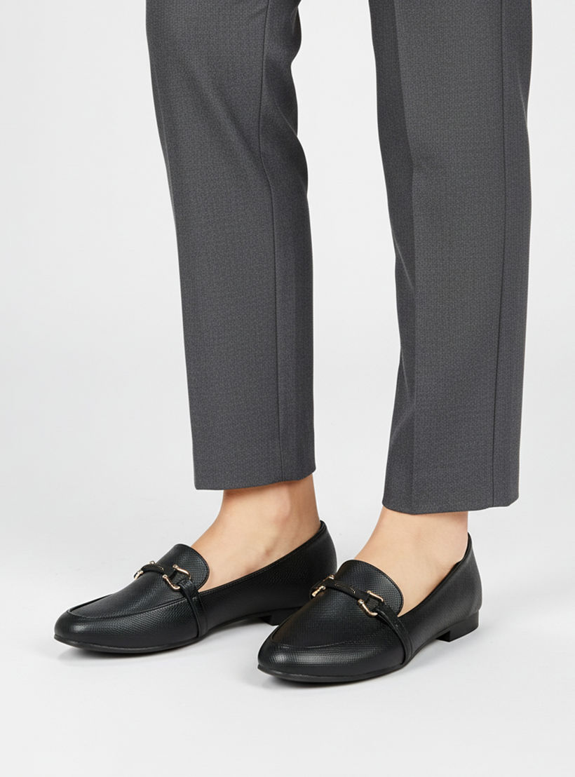 حذاء لوفرز بارز الملمس للنساء من فلورا بيلا-women-shoes-loafersandmoccasins-image-2