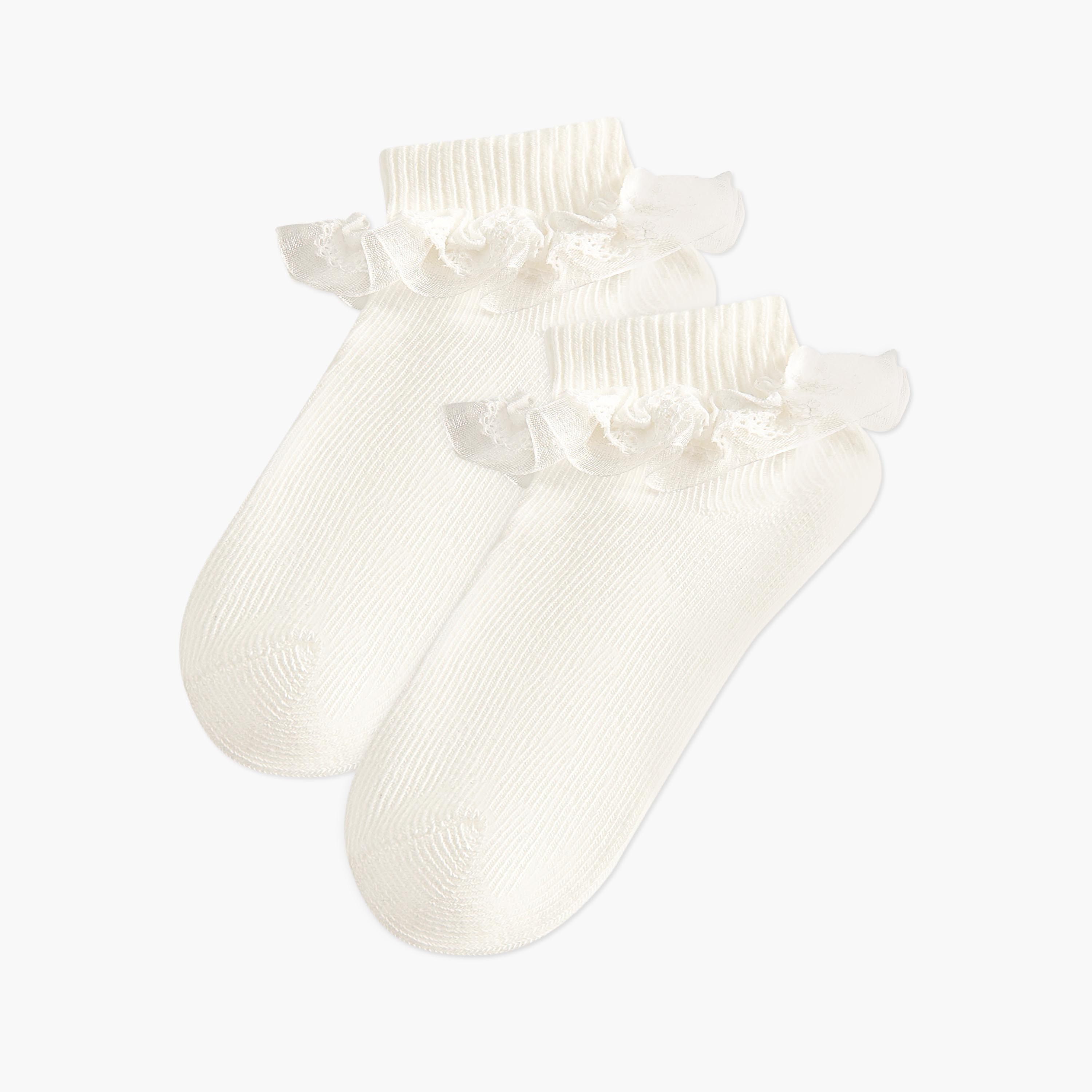 طقم جوارب للبنات الرضع بطول الكاحل بتفاصيل كشكش قطعتين من بيرفيت-baby-girls-accessories-socks-image-1