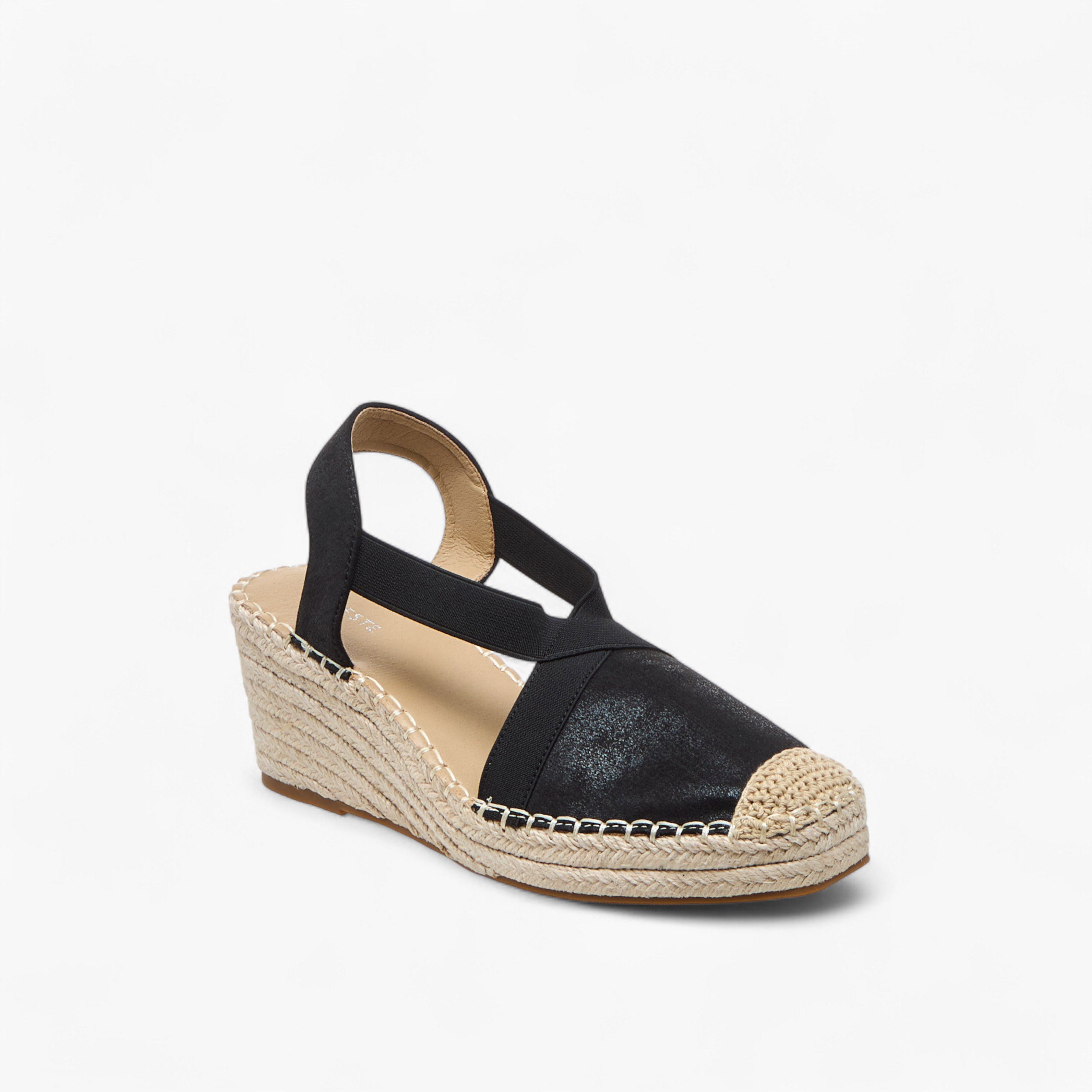 حذاء بارز الملمس بحزام خلفي وكعب ويدج للنساء من سيليست-women-shoes-heels-image-2