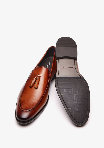 Duchini Men's Slip-On Loafers with Tassel Detail-Men%27s Formal Shoes-image-2