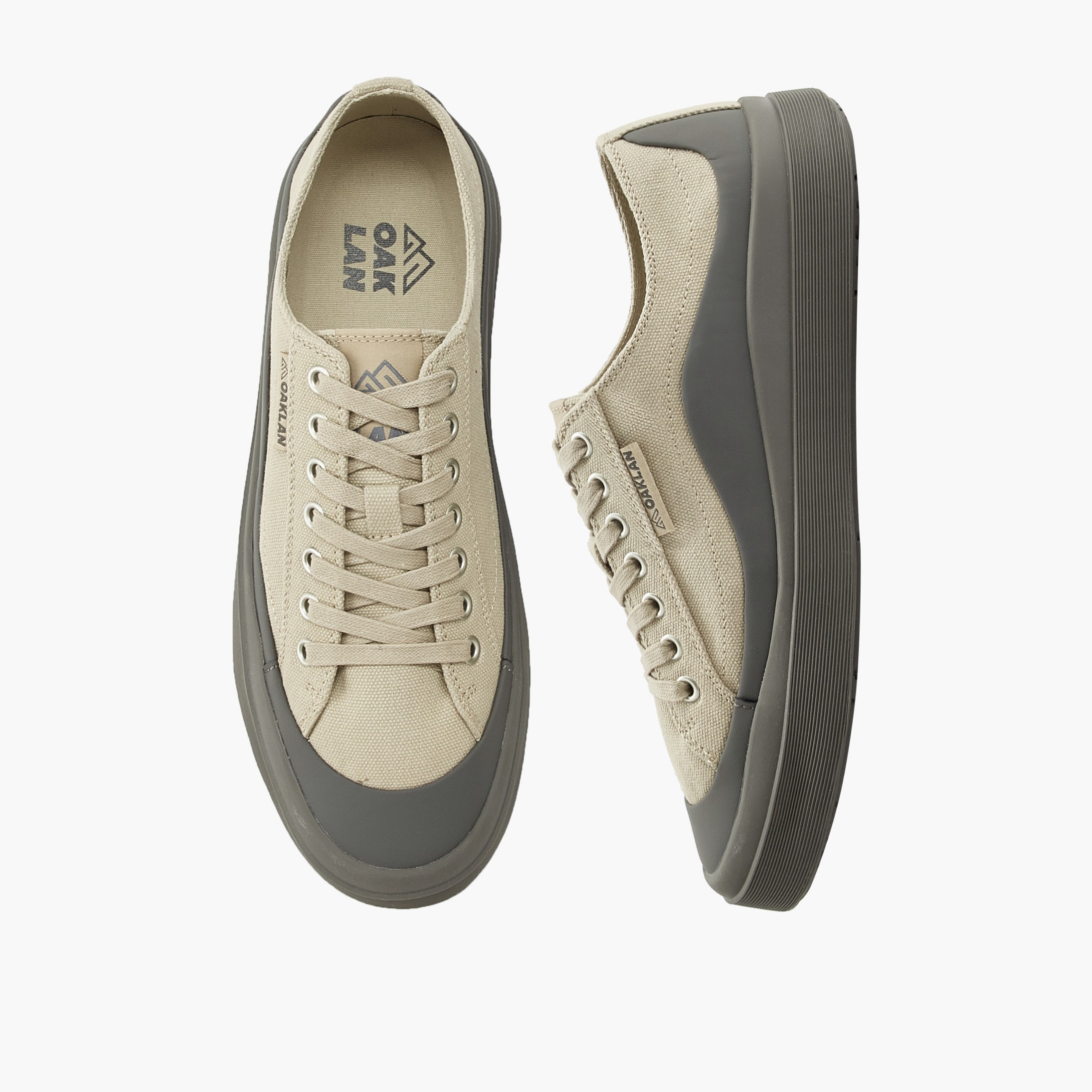 حذاء سنيكرز كانفاس برباط إغلاق للرجال من أوكلان باي شوإكسبرس-men-shoes-sneakers-image-1