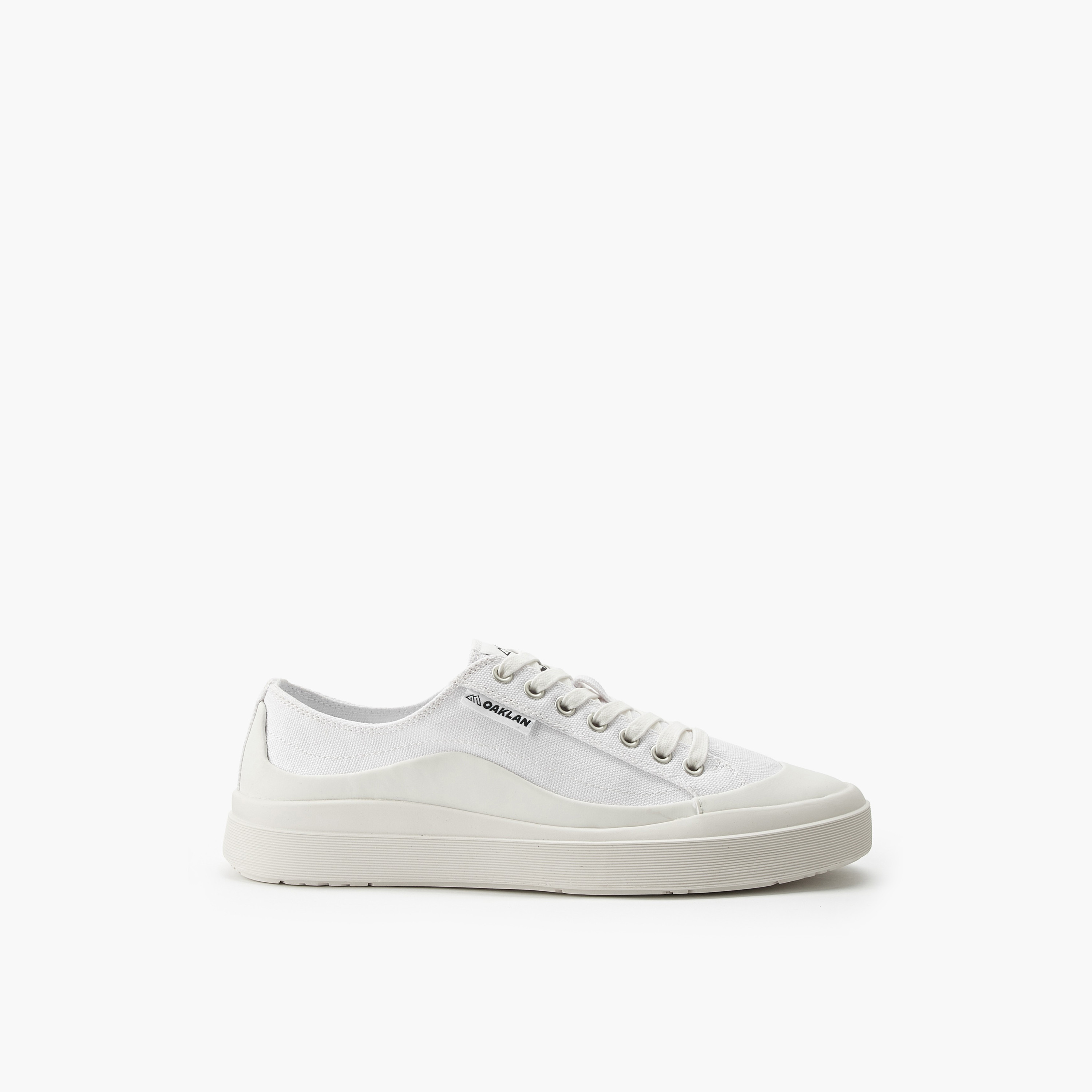 حذاء سنيكرز كانفاس برباط إغلاق للرجال من أوكلان باي شوإكسبرس-men-shoes-sneakers-image-3
