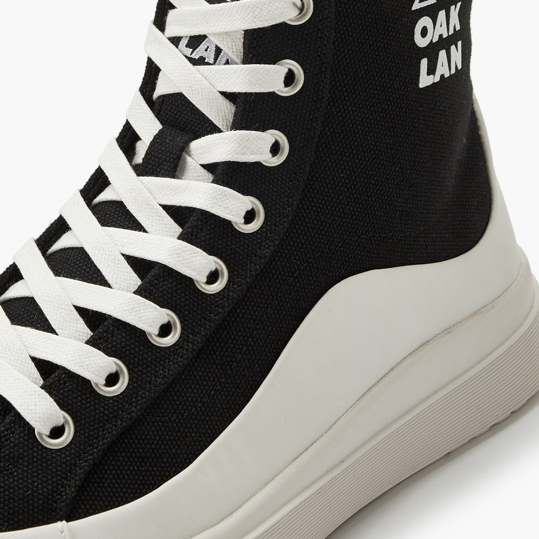 حذاء سنيكرز كانفاس  برباط للرجال من أوكلان باي شوإكسبرس-men-shoes-sneakers-image-3