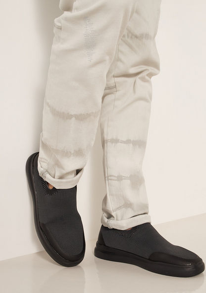 Lee Cooper Men's Textured Slip-On Walking Shoes-Men%27s Sports Shoes-image-4