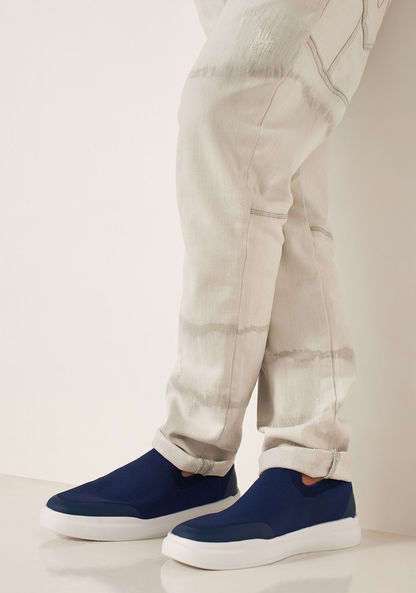 Lee Cooper Men's Textured Slip-On Walking Shoes-Men%27s Sports Shoes-image-4