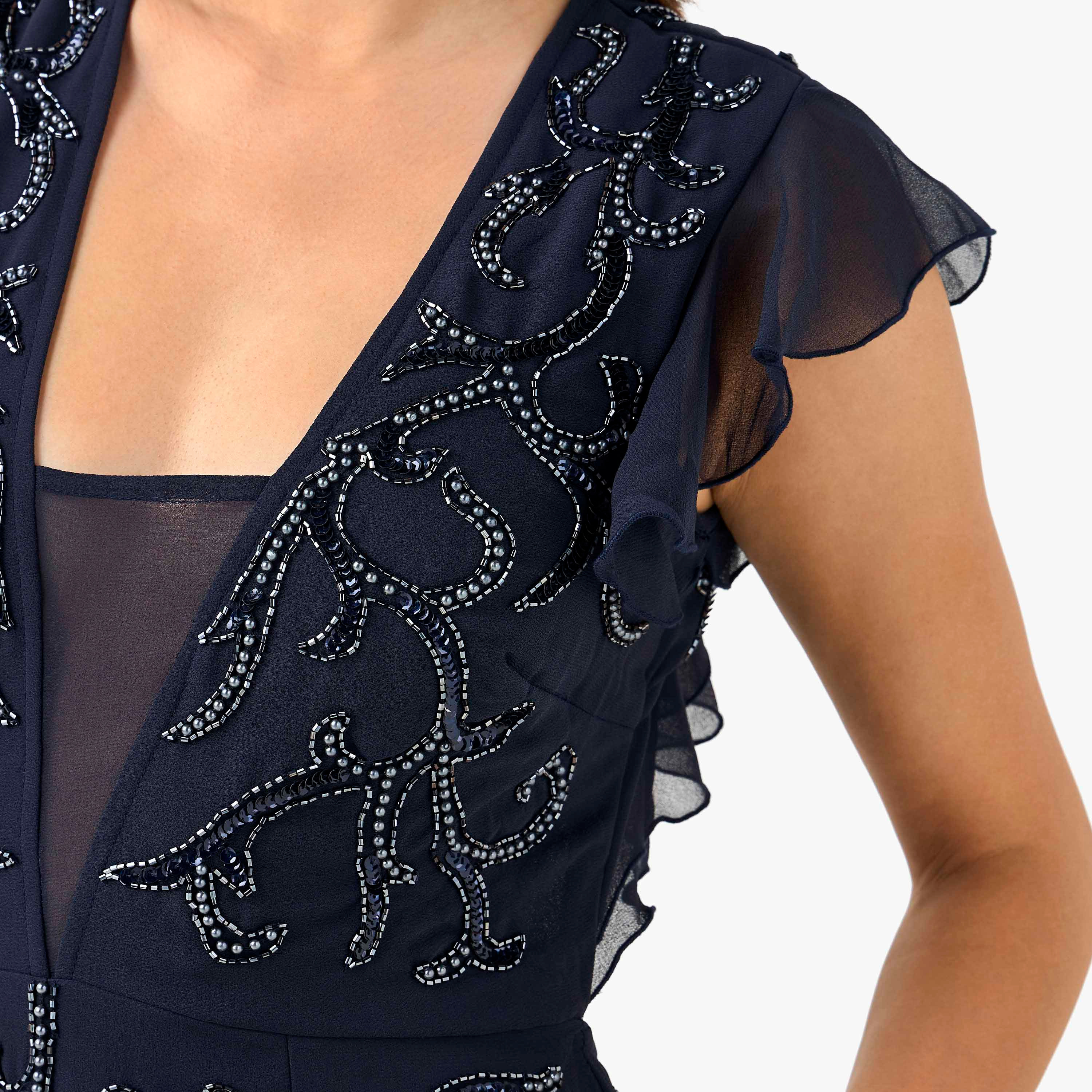فستان مزين بطول غير متماثل وظهر بتفاصيل مفرّغة من ليس آند بيدز-women-clothing-dresses-image-7