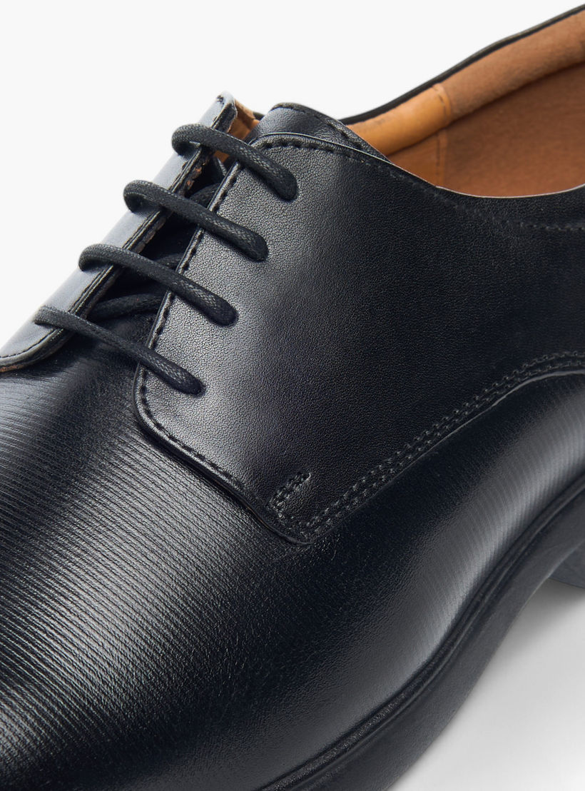 حذاء ديربي جلد برباط إغلاق بارز الملمس للرجال من دوتشيني-men-shoes-formalshoes-image-4
