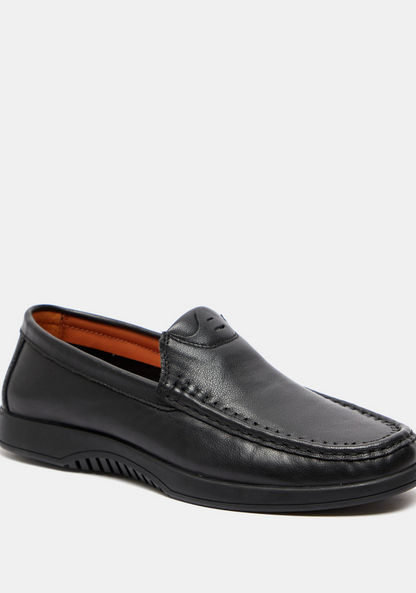 Le Confort Textured Slip-On Loafers-Men%27s Casual Shoes-image-1