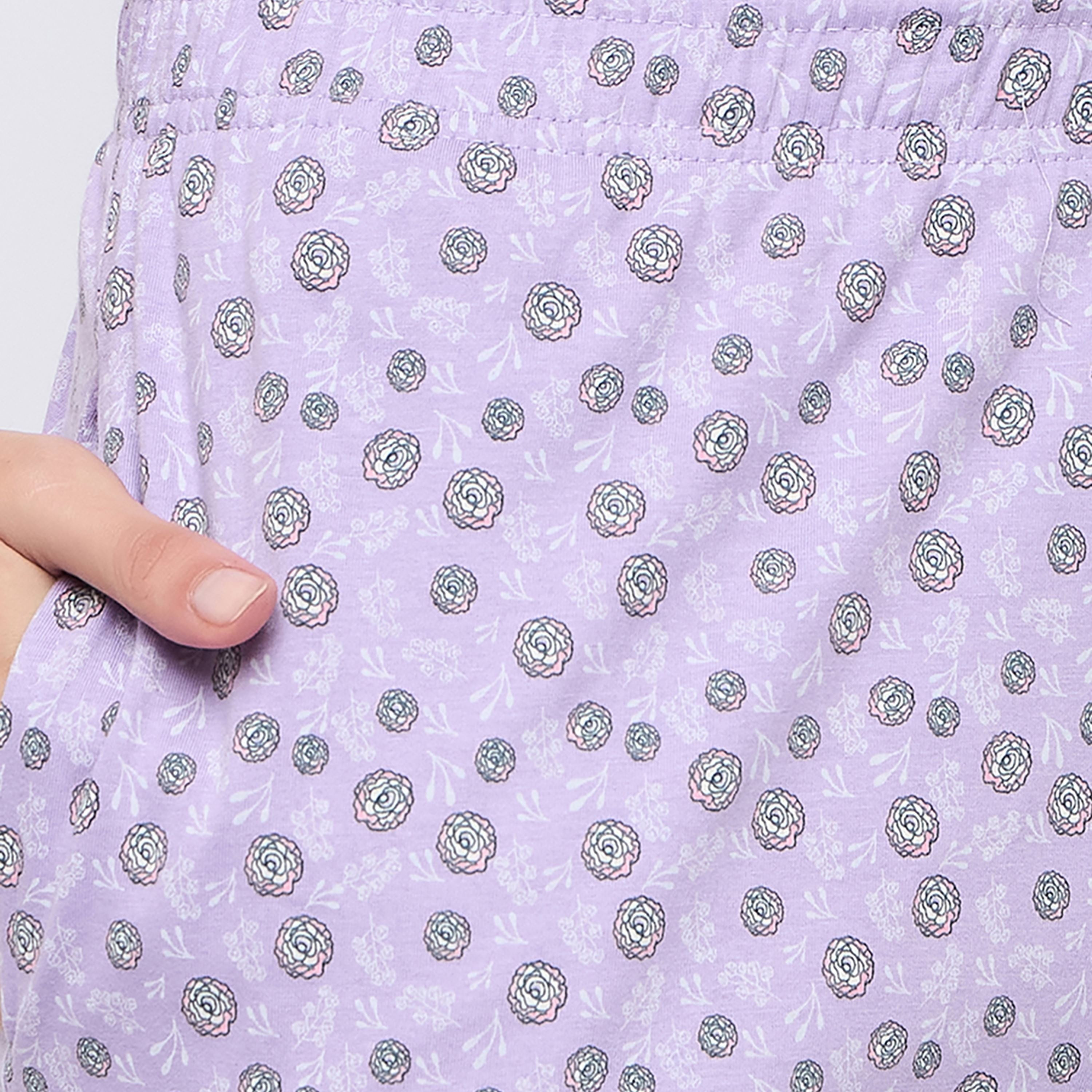 طقم بلوزة وشورت نسائي بطبعة بريتي فلورال باللون البنفسجي من كلوفيا - 100% قطن-women-clothing-nightwear-pyjamas-shortsets-image-5