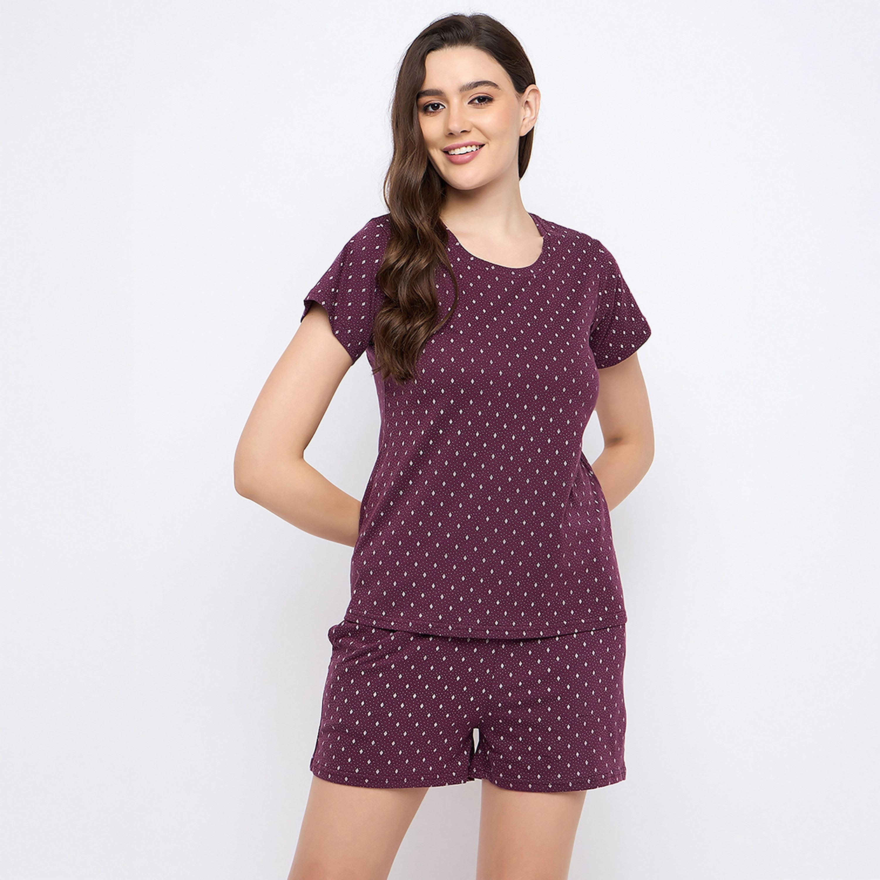 طقم بلوزة وشورت نسائي مطبوع باللون النبيذي من كلوفيا - 100% قطن-women-clothing-nightwear-pyjamas-shortsets-image-1