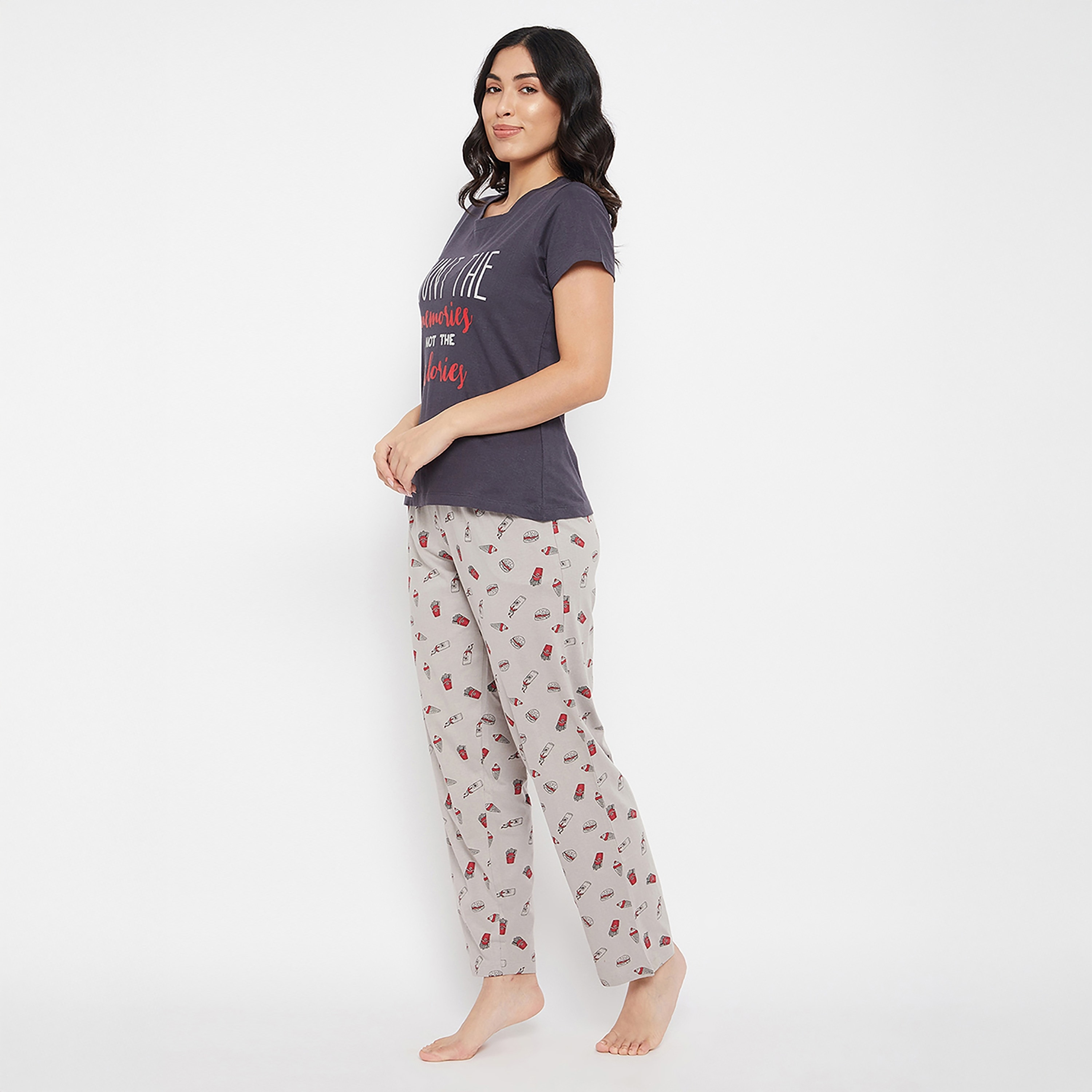 طقم بيجامة وقميص نسائي بطبعة نصية باللون الرمادي الداكن من كلوفيا - قطن 100%-women-clothing-nightwear-pyjamas-longsets-image-3