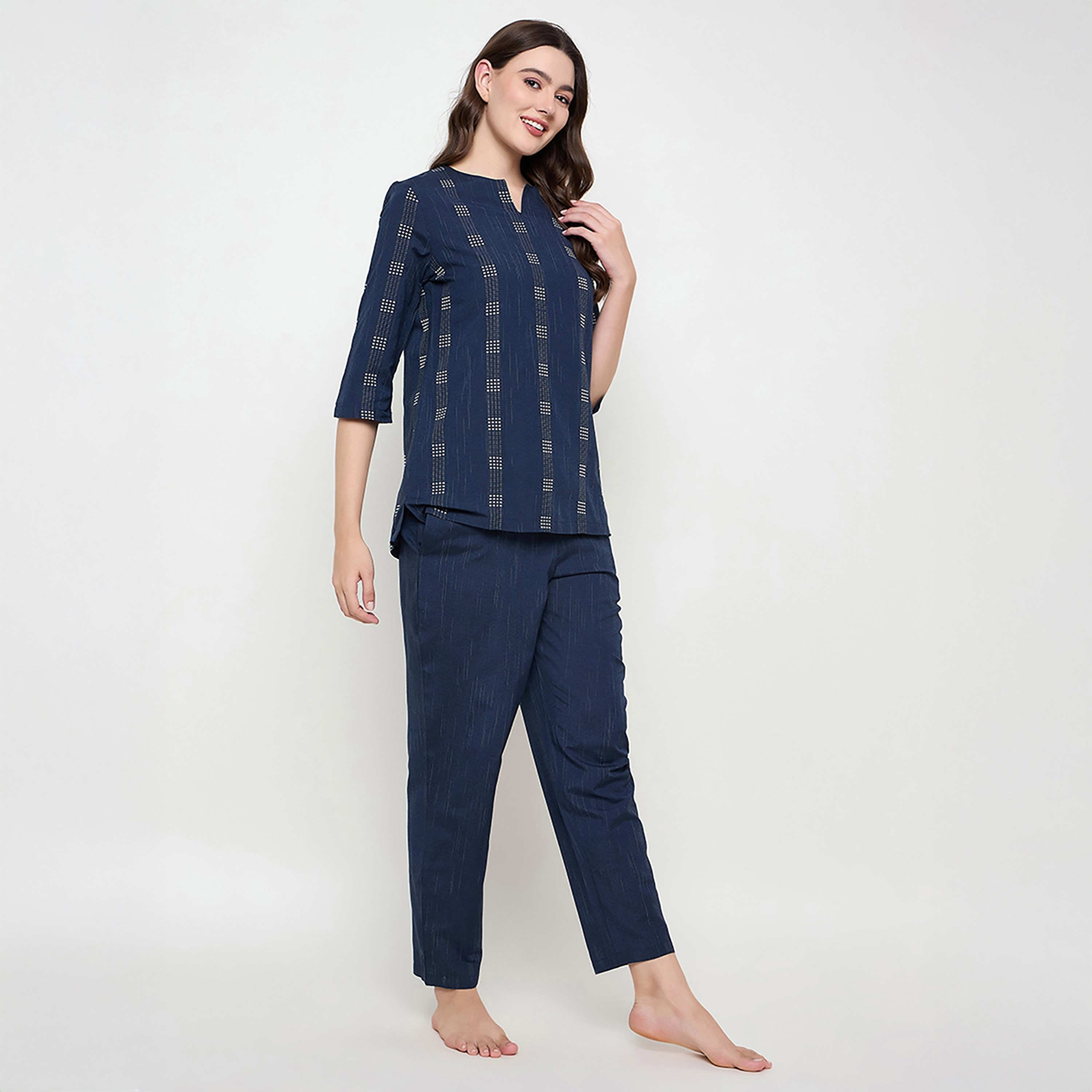 طقم بيجامة وقميص نسائي مطبوع من كلوفيا-women-clothing-nightwear-pyjamas-longsets-image-3