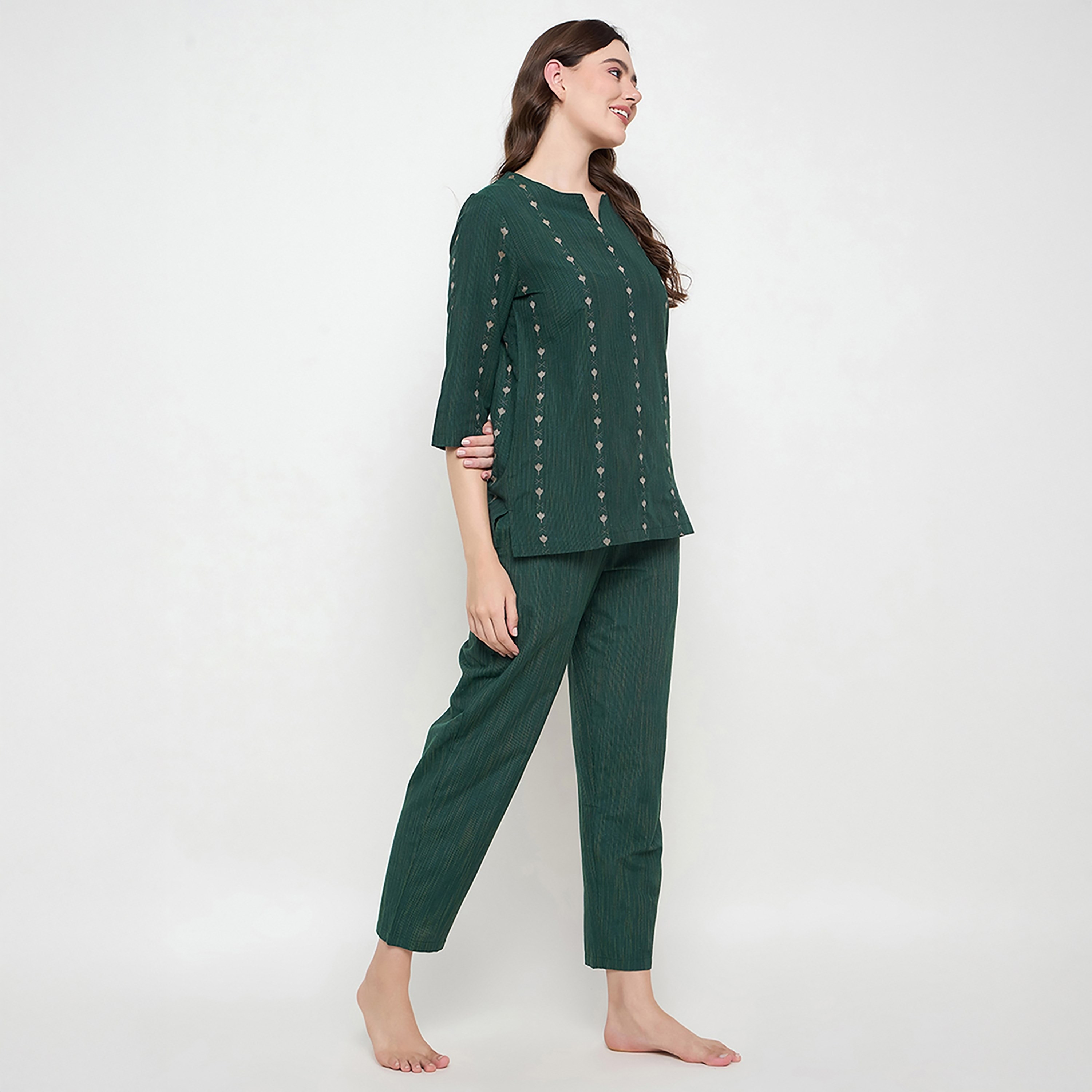 طقم بيجامة وقميص نسائي مطبوع من كلوفيا-women-clothing-nightwear-pyjamas-longsets-image-9