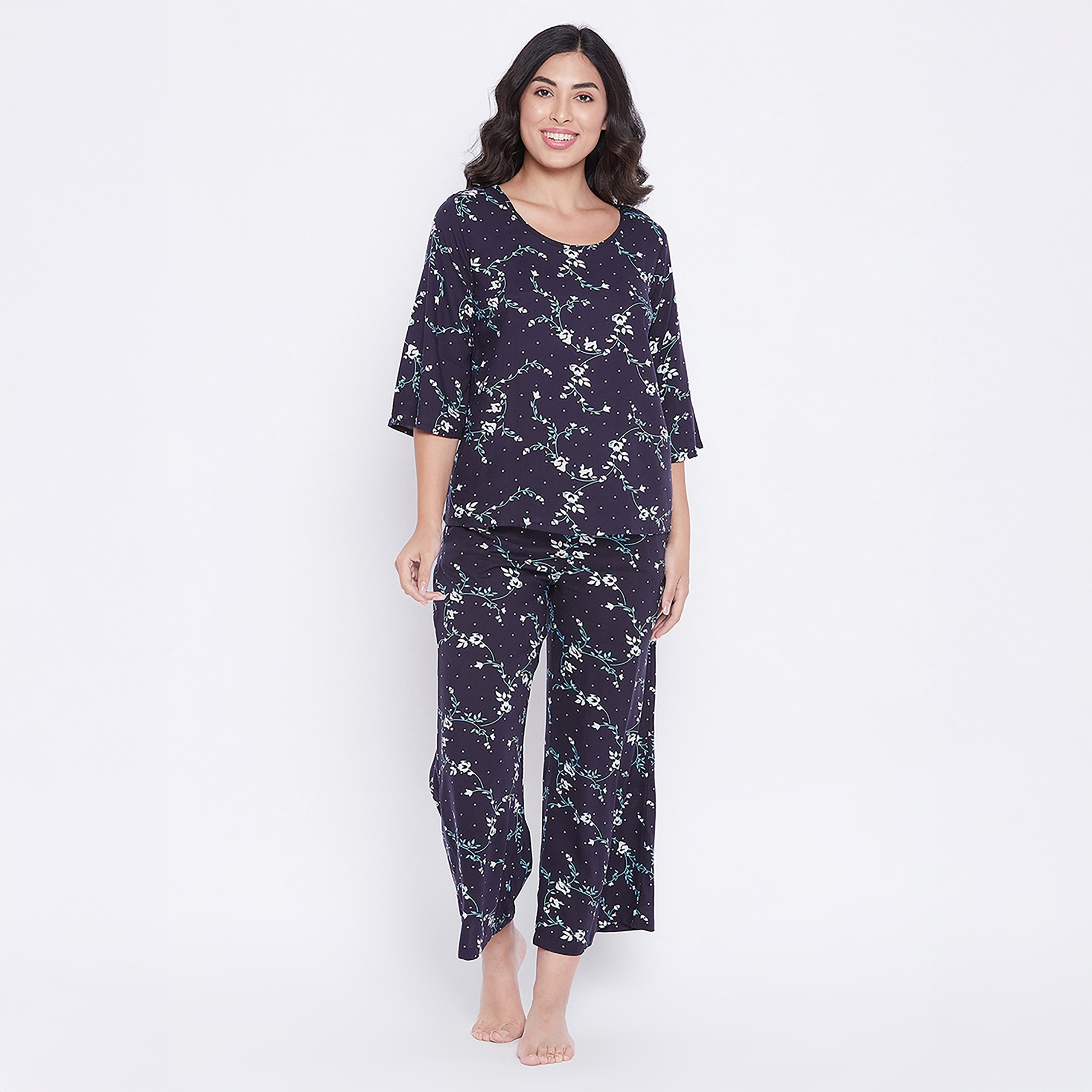 طقم بلوزة وبيجامة بريتي فلورالز للنساء باللون الأزرق من كلوفيا - رايون-women-clothing-nightwear-pyjamas-longsets-image-1