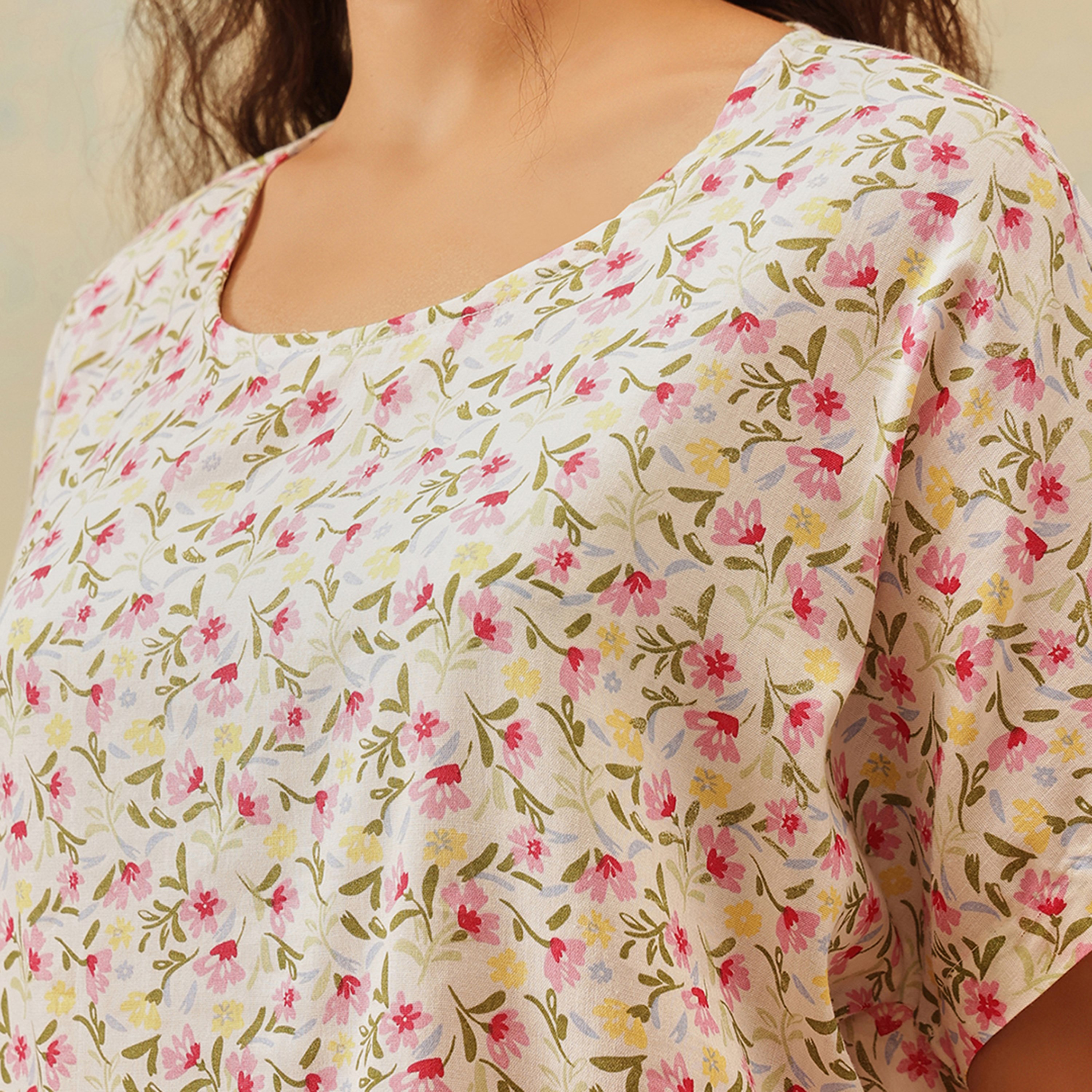 طقم توب وبنطلون بيجامة نسائي بطبعة الزهور ولون أبيض من كلوفيا - رايون-women-clothing-nightwear-pyjamas-longsets-image-5