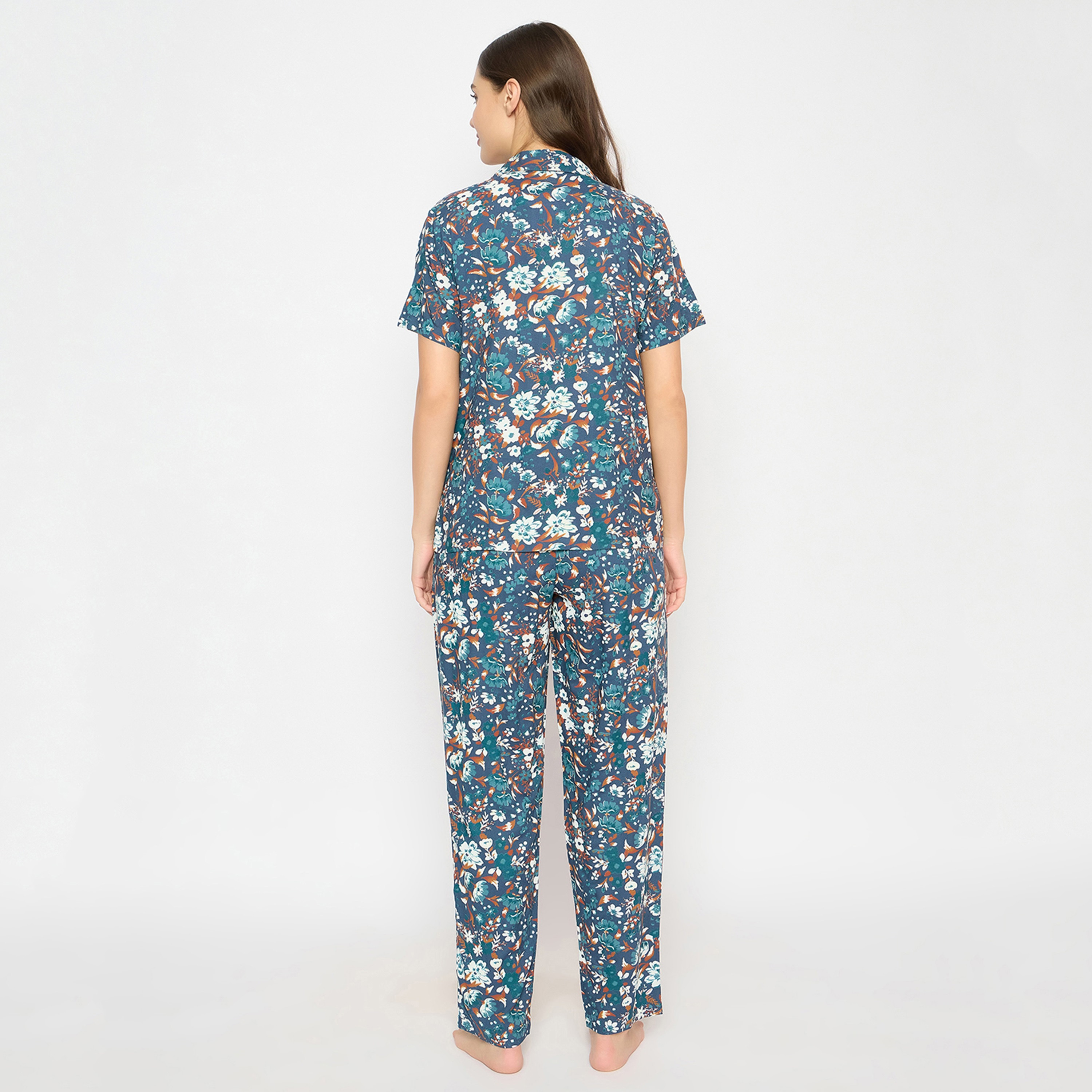 بدلة نوم نسائية بطبعة الزهور وأزرار بلون أزرق داكن من كلوفيا - رايون-women-clothing-nightwear-pyjamas-longsets-image-4