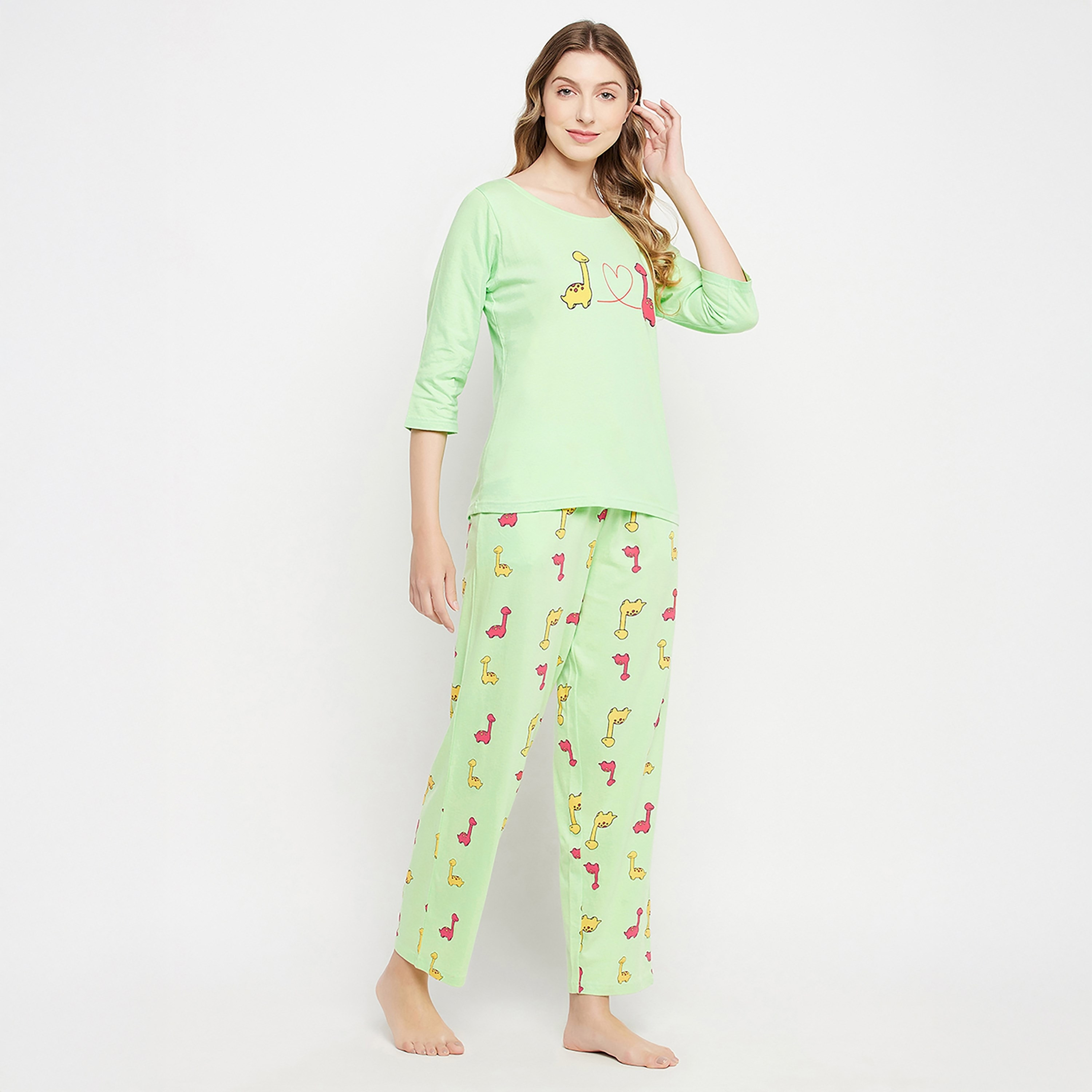 طقم بيجامة وقميص نسائي بطبعة ديناصور باللون الأخضر النعناعي من كلوفيا - 100% قطن-women-clothing-nightwear-pyjamas-longsets-image-3