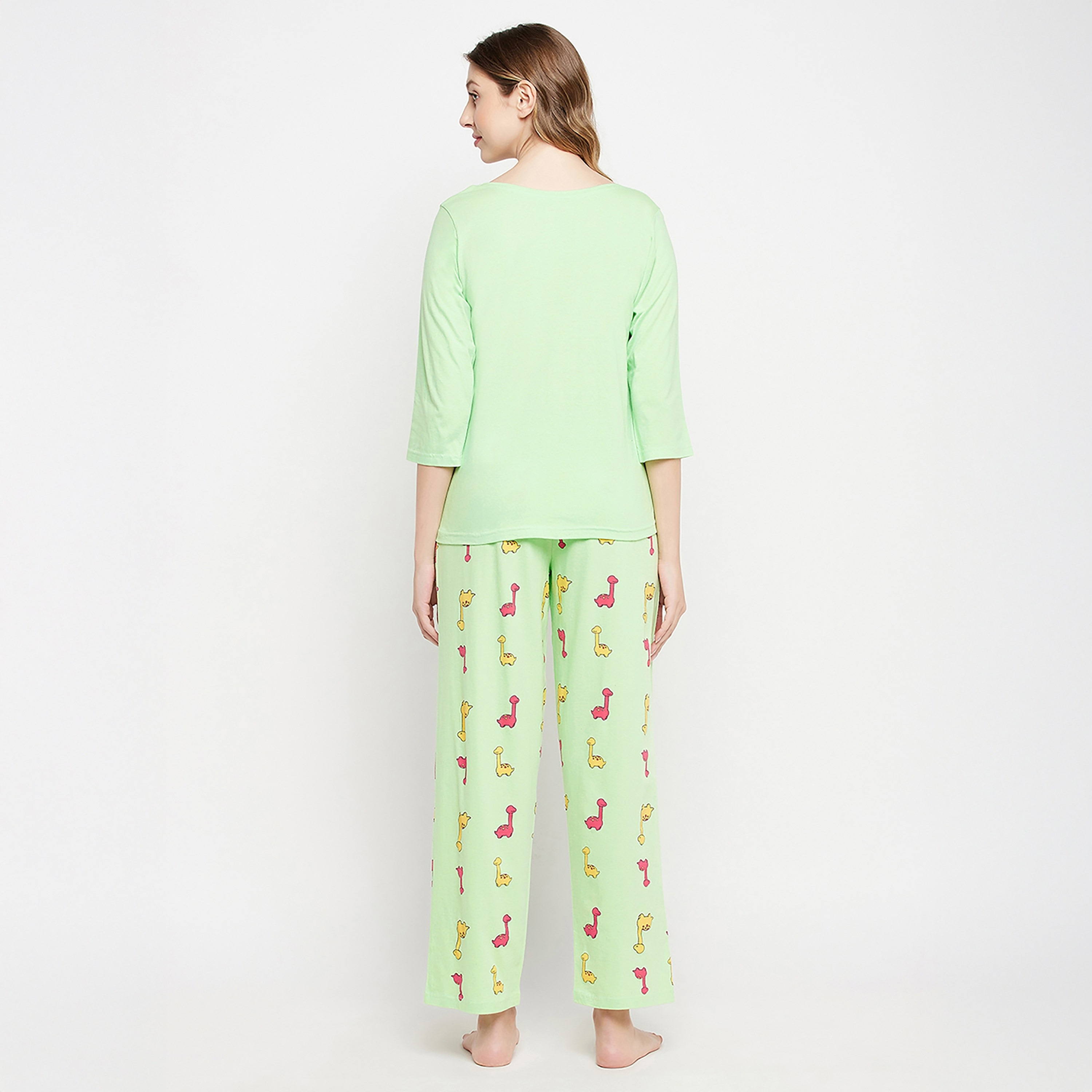 طقم بيجامة وقميص نسائي بطبعة ديناصور باللون الأخضر النعناعي من كلوفيا - 100% قطن-women-clothing-nightwear-pyjamas-longsets-image-4