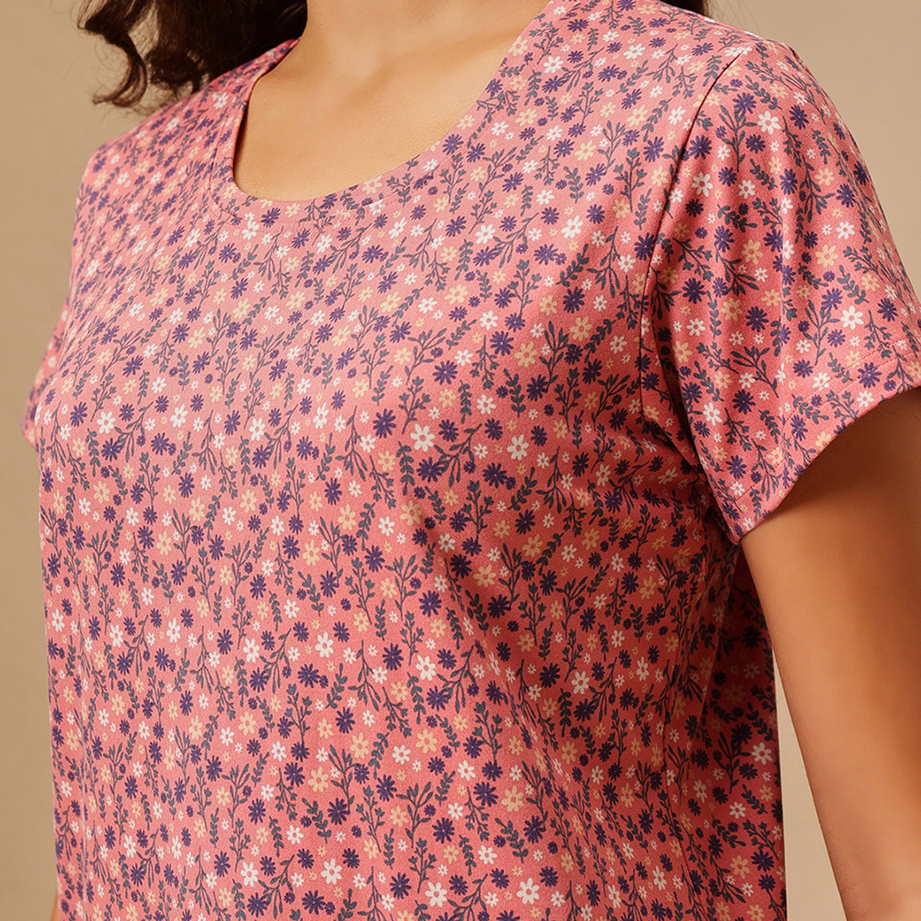 طقم توب وبنطلون بيجامة نسائي بطبعة الزهور فائقة النعومة بلون وردي مرجاني من كلوفيا-women-clothing-nightwear-pyjamas-longsets-image-6