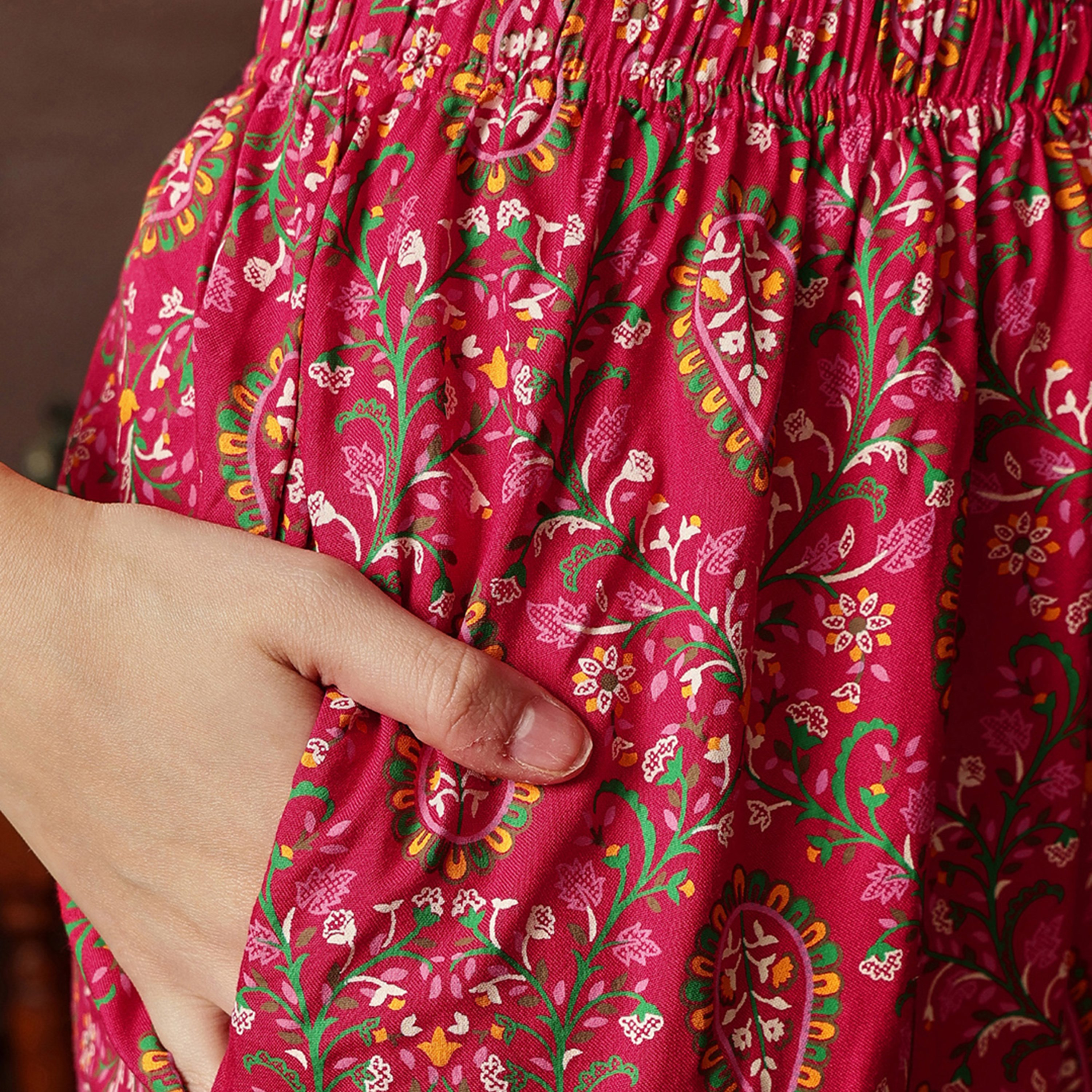 طقم توب وبنطلون بيجامة نسائي مطبوع بلون وردي داكن من كلوفيا - رايون-women-clothing-nightwear-pyjamas-longsets-image-7