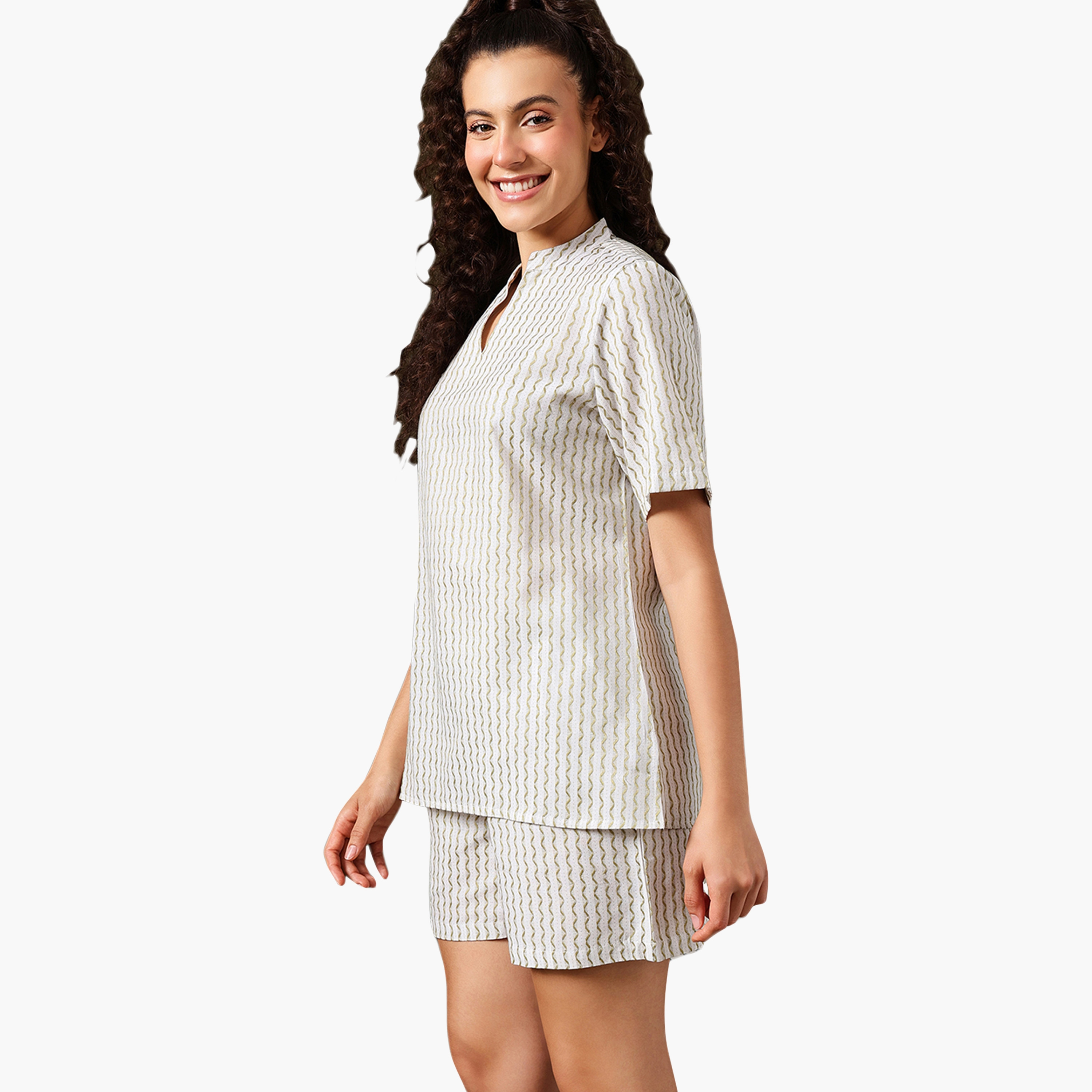 طقم توب كورتا وشورت نسائي مطبوع من كلوفيا - قطن-women-clothing-nightwear-pyjamas-shortsets-image-3