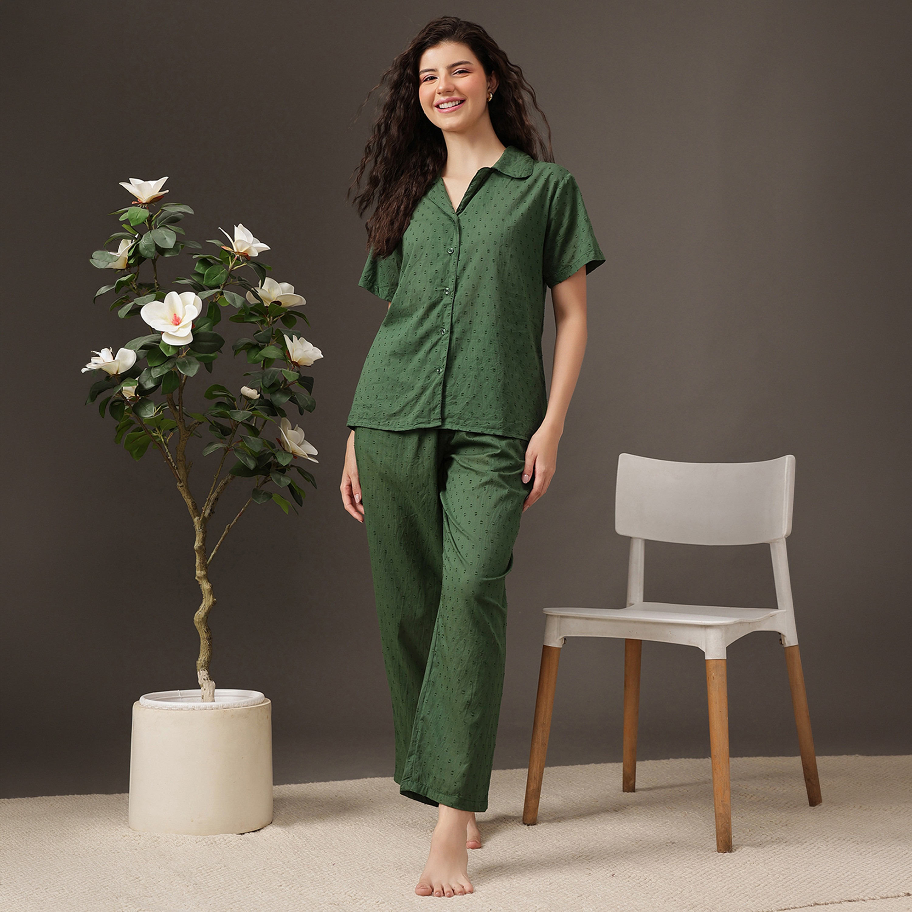 طقم قميص وبنطلون بيجامة نسائي بنسيج "دوبي" وأزرار من كلوفيا - قطن-women-clothing-nightwear-pyjamas-longsets-image-8