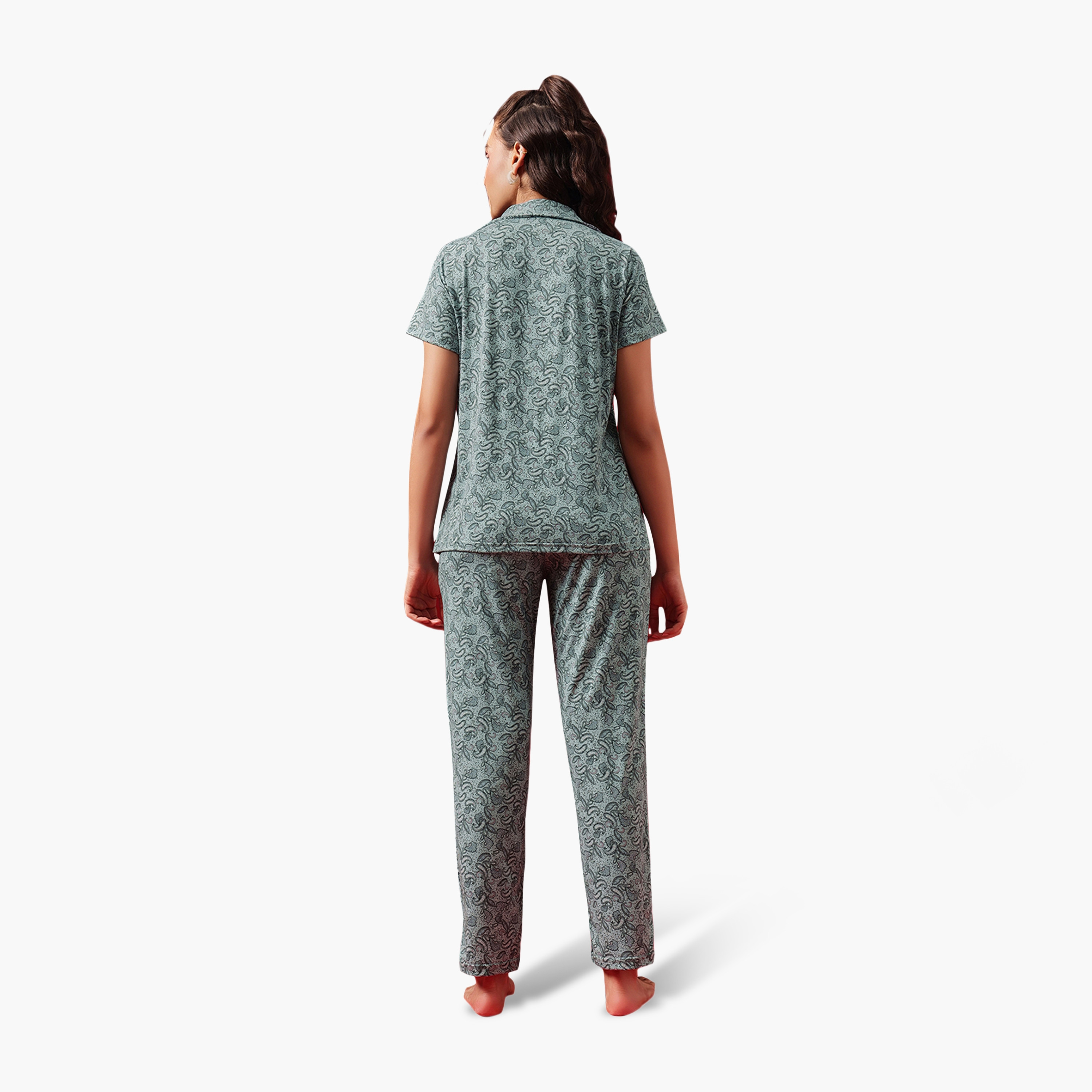 بدلة نوم نسائية بطبعة بيزلي فائقة النعومة وأزرار من كلوفيا-women-clothing-nightwear-pyjamas-longsets-image-4
