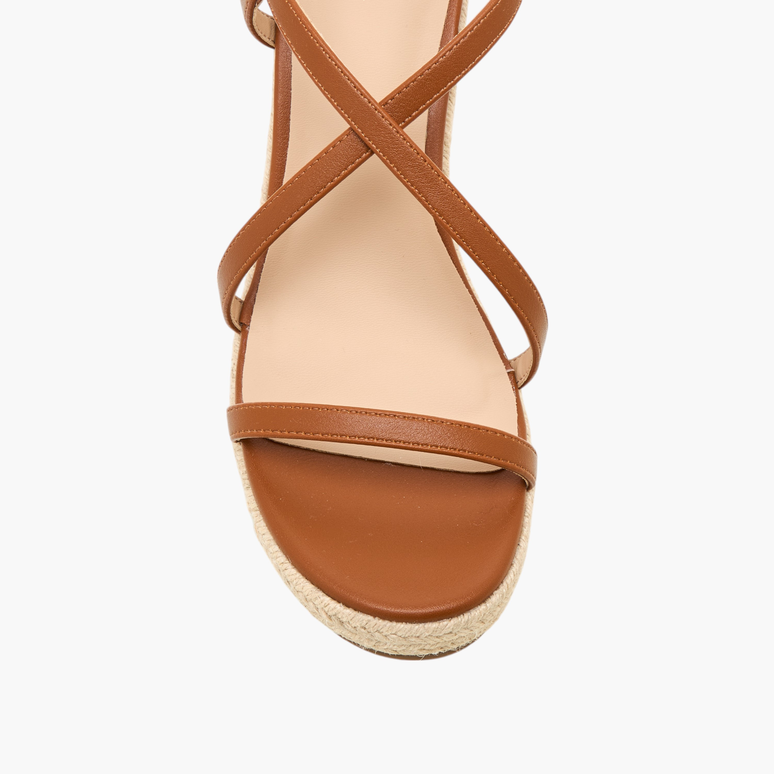 صندل بأحزمة متقاطعة بارزة الملمس وبكعب ويدج وإبزيم إغلاق من فلورا بيلا-women-shoes-sandals-heeled-image-4