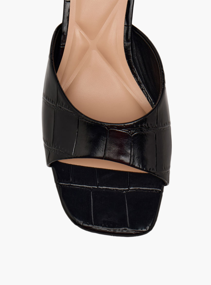 صندل بكعب صغير للنساء من سيليست-women-shoes-sandals-heeled-image-4