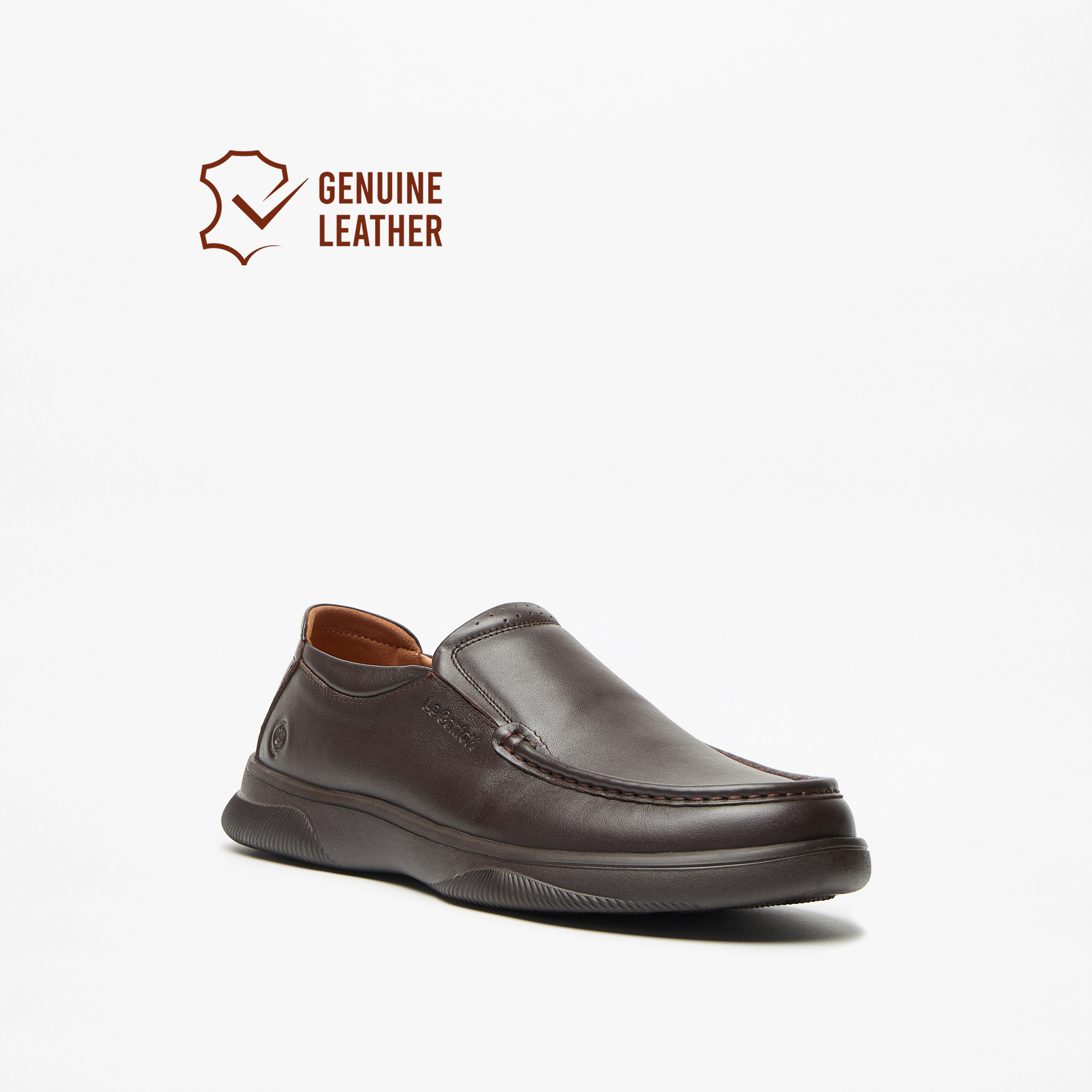 حذاء سادة سهل الارتداء من لو كونفورت-men-shoes-loafersandmoccasins-image-1