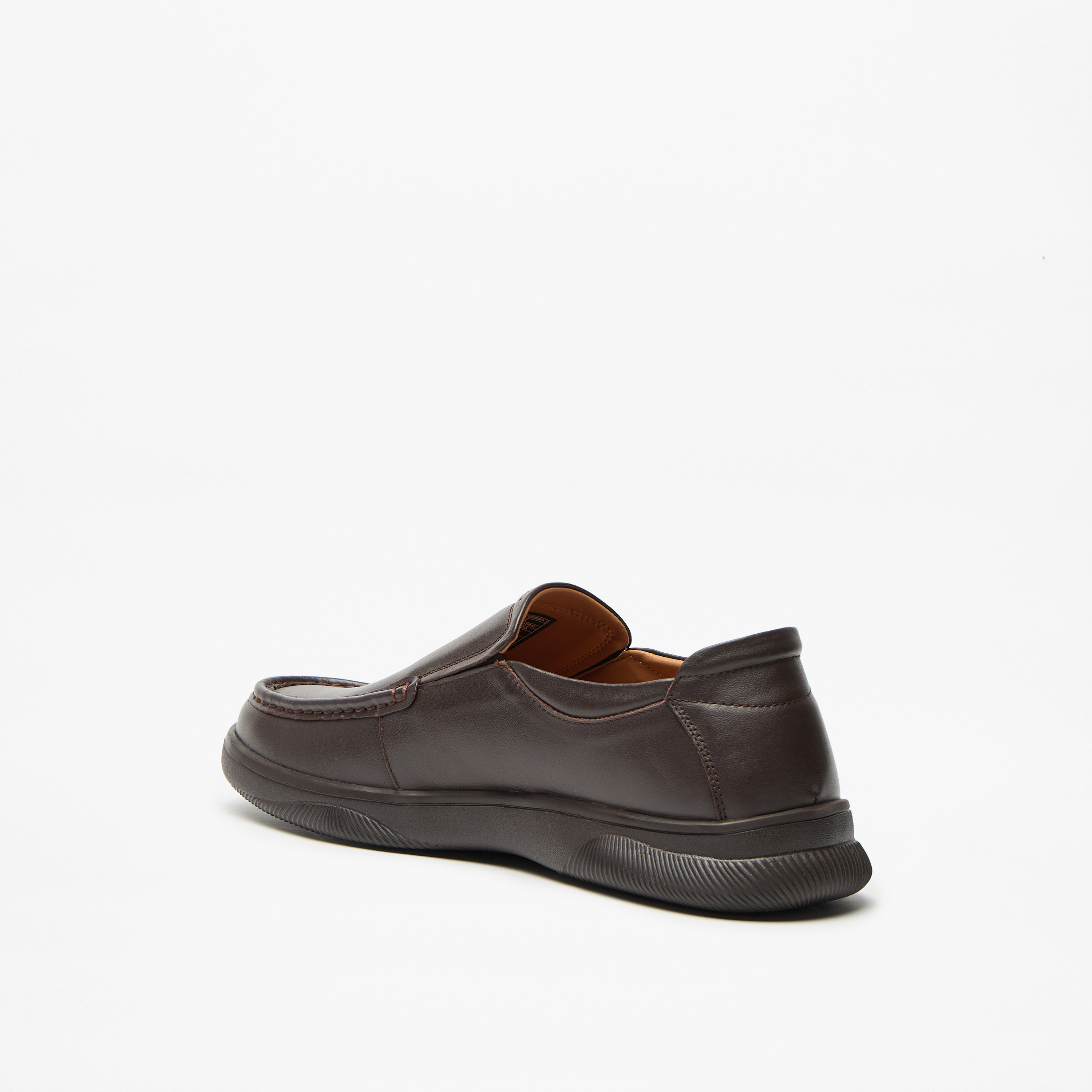 حذاء سادة سهل الارتداء من لو كونفورت-men-shoes-loafersandmoccasins-image-8