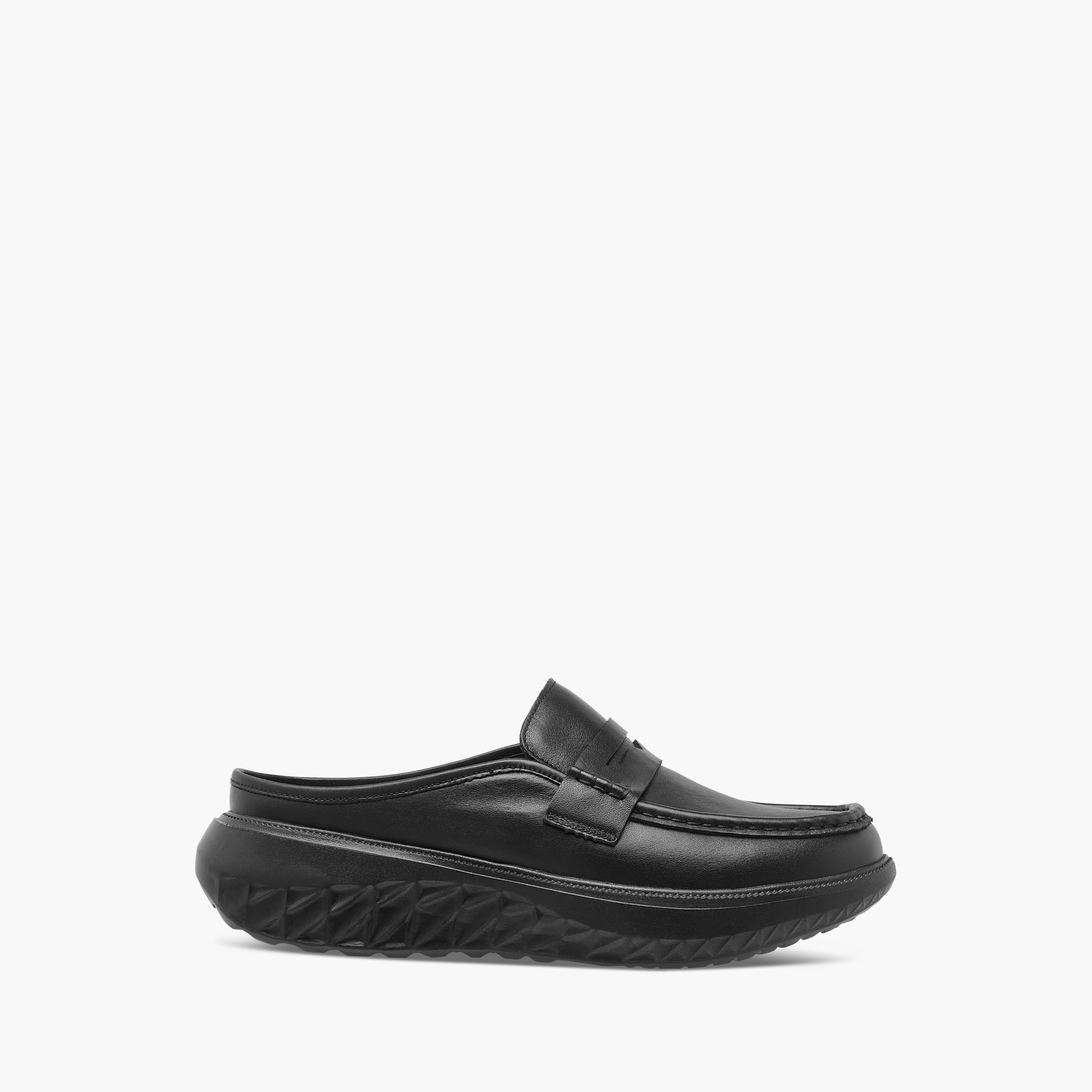 Le Confort Leather Cutout Detail Slip-On Mules-men-shoes-loafersandmoccasins-image-3
