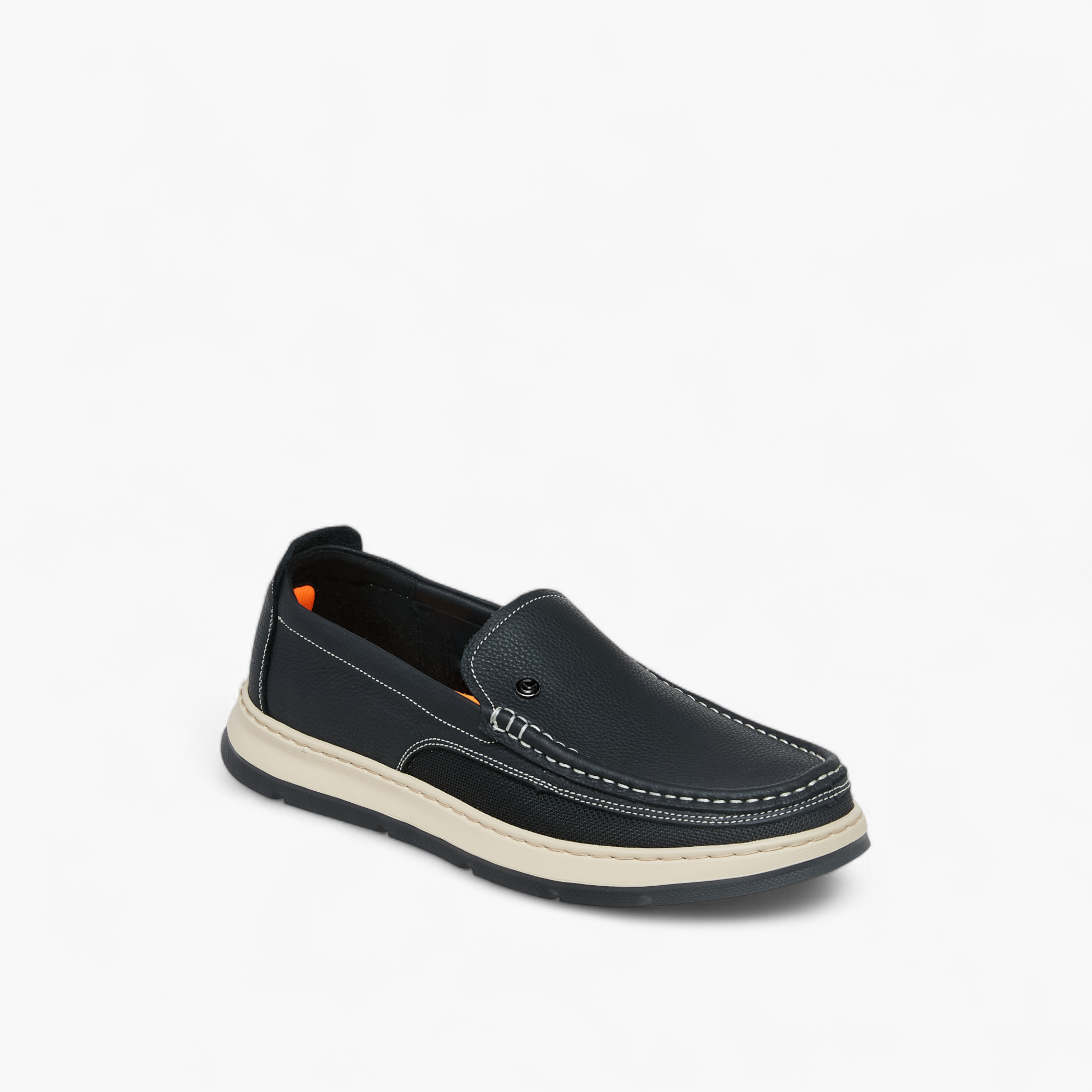 Le Confort Men Solid Slip-On Leather Moccasins-men-shoes-loafersandmoccasins-image-3