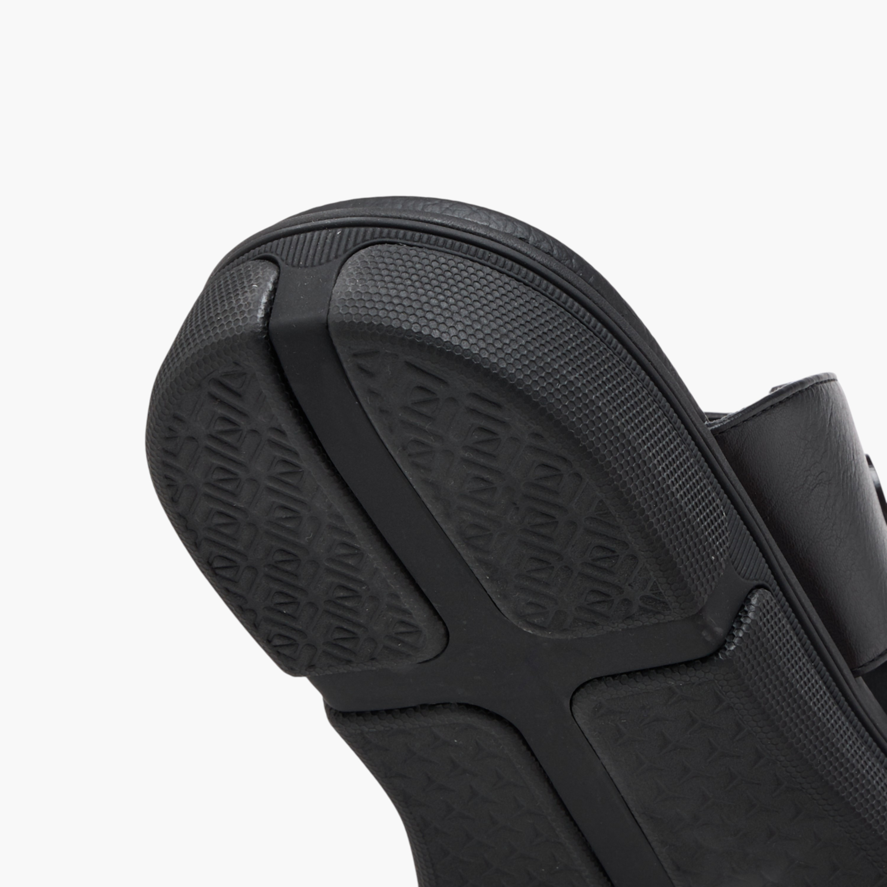 Le Confort Solid Slip-On Comfort Sandals-men-shoes-sandals-image-6