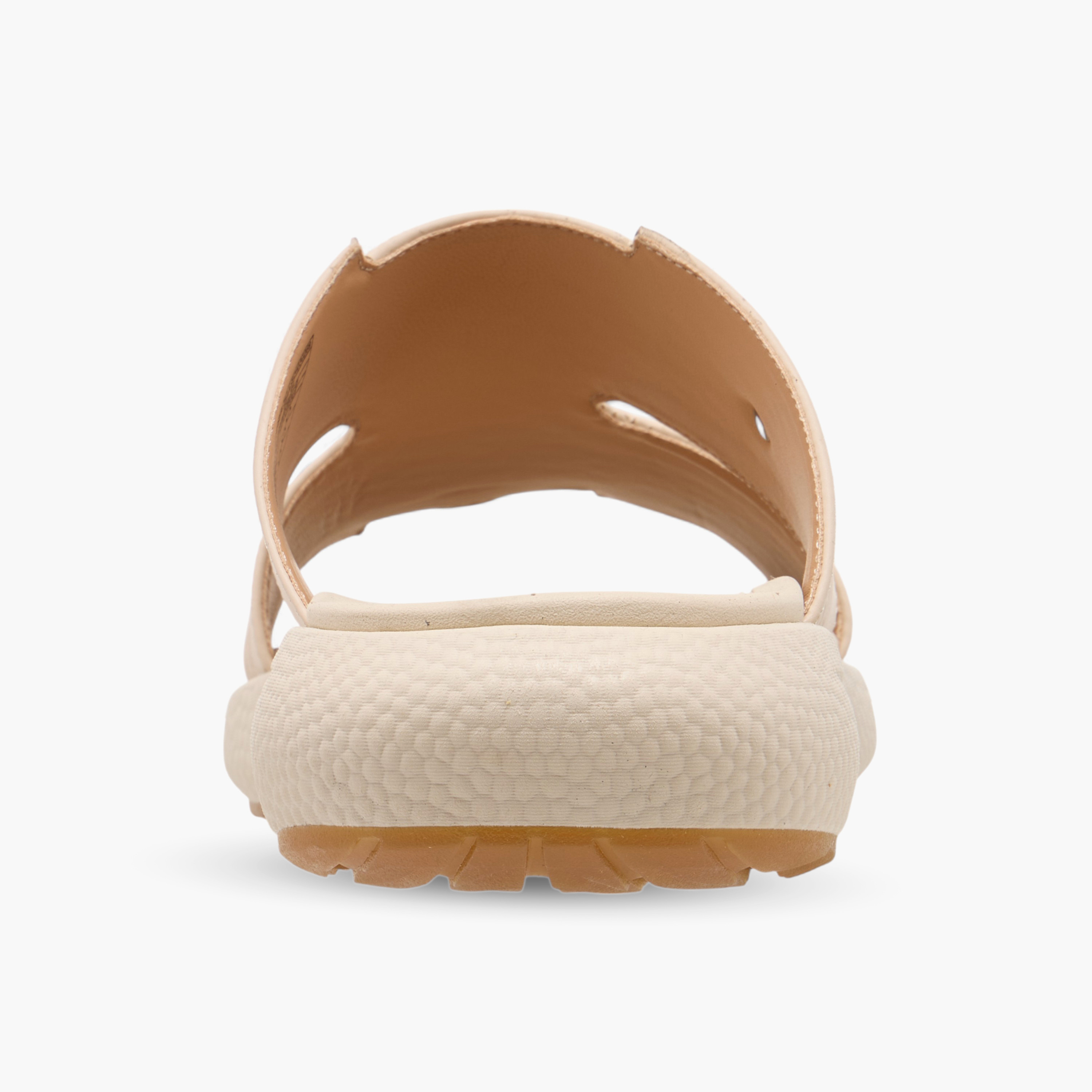 صندل مريح بارز الملمس وسهل الارتداء من لو كونفورت-men-shoes-sandals-image-5