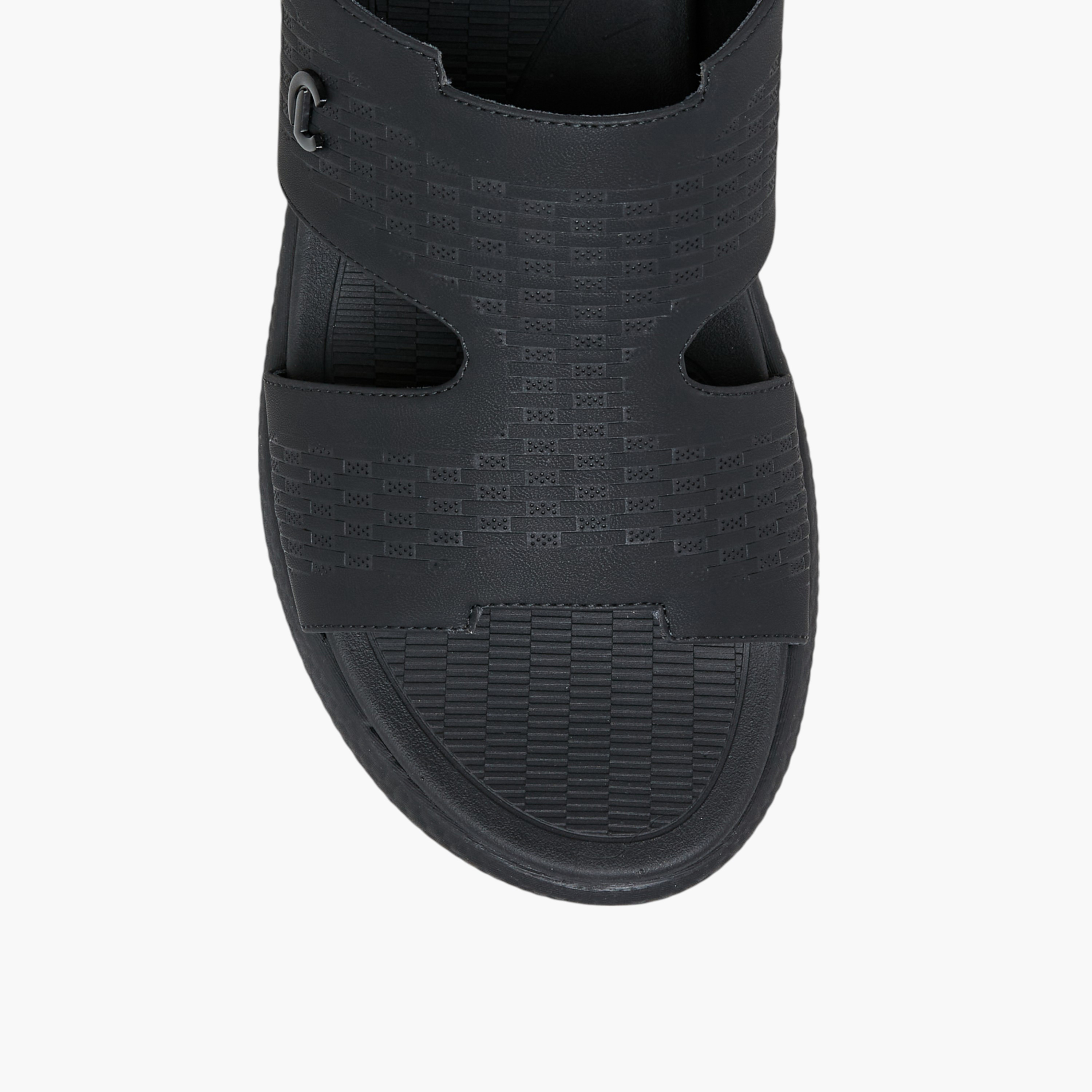 صندل مريح بارز الملمس وسهل الارتداء من لو كونفورت-men-shoes-sandals-image-4
