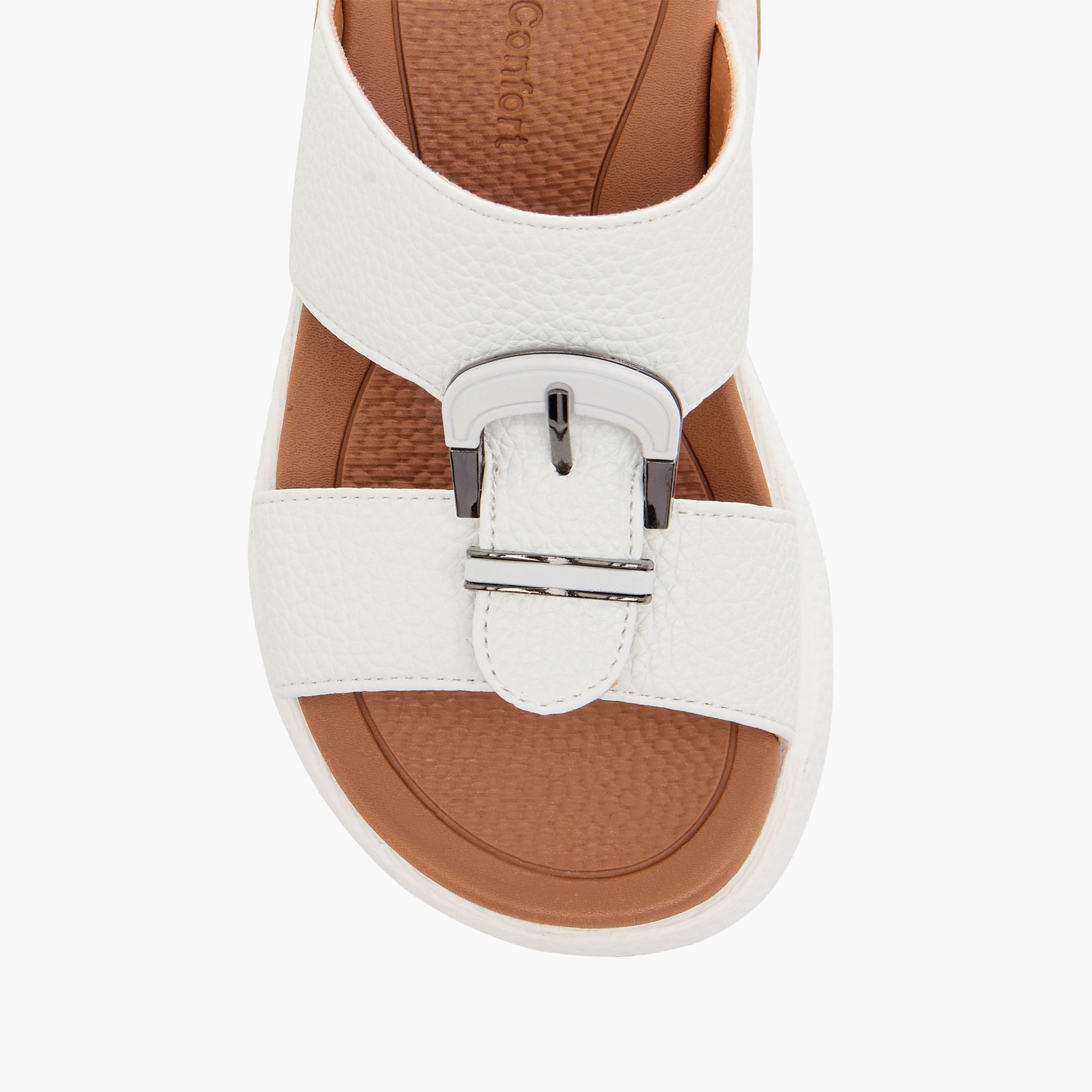 Le Confort Textured Arabic Comfort Sandals with Buckle Detail-boys-shoes-sandals-image-3
