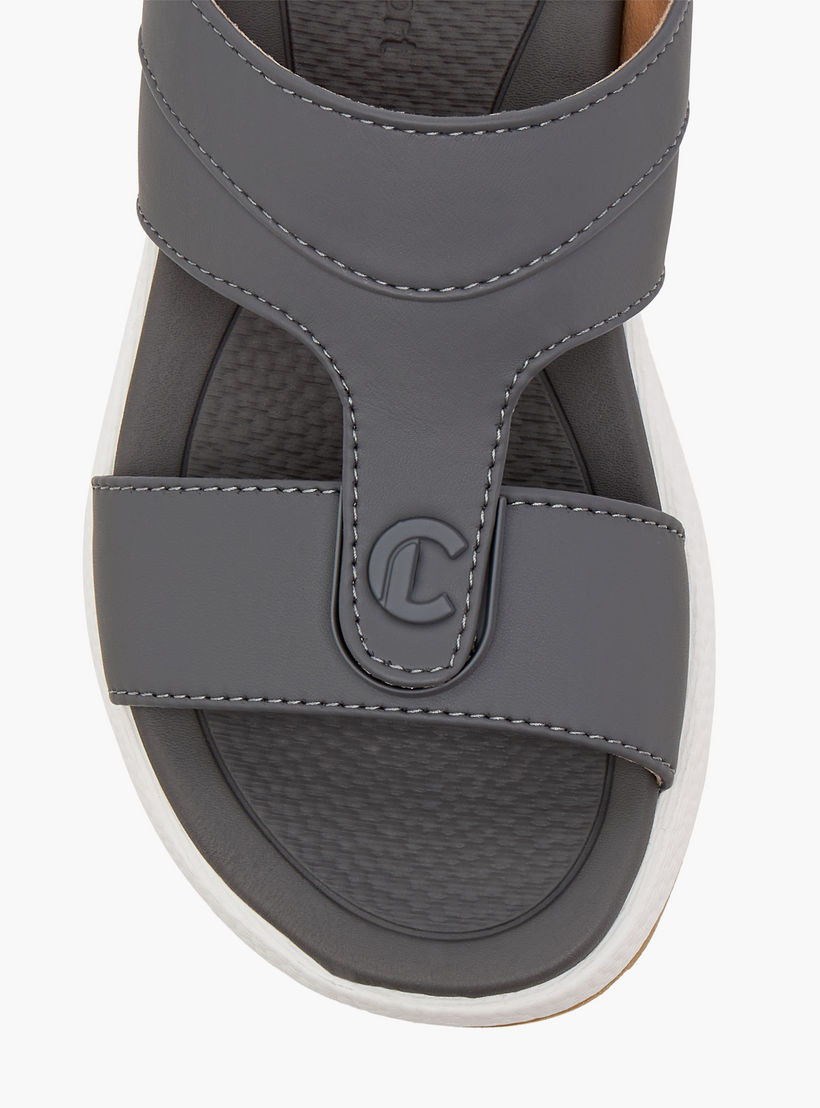 صندل عربي مريح سادة بزينة الشعار من لو كونفورت-boys-shoes-sandals-image-3