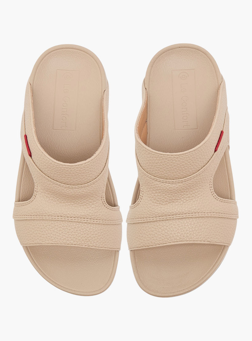 صندل عربي مريح بارز الملمس سهل الارتداء من لو كونفورت-boys-shoes-sandals-image-1