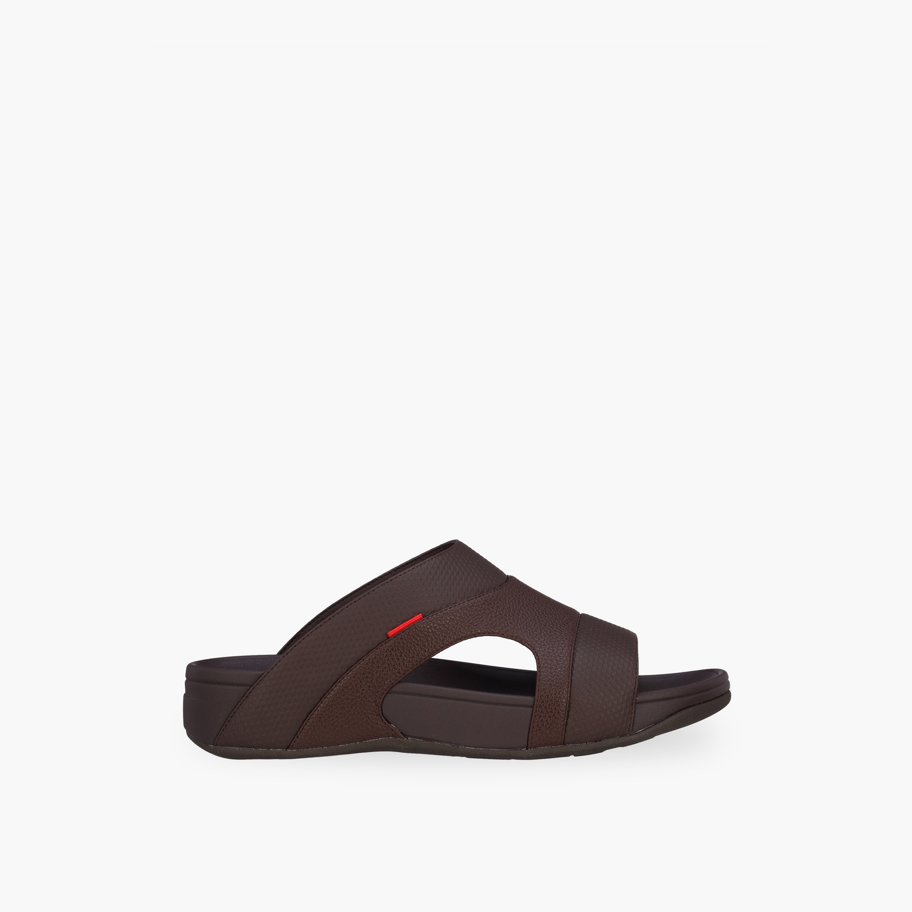 Le Confort Men Textured Slip-On Sandals-men-shoes-sandals-image-2