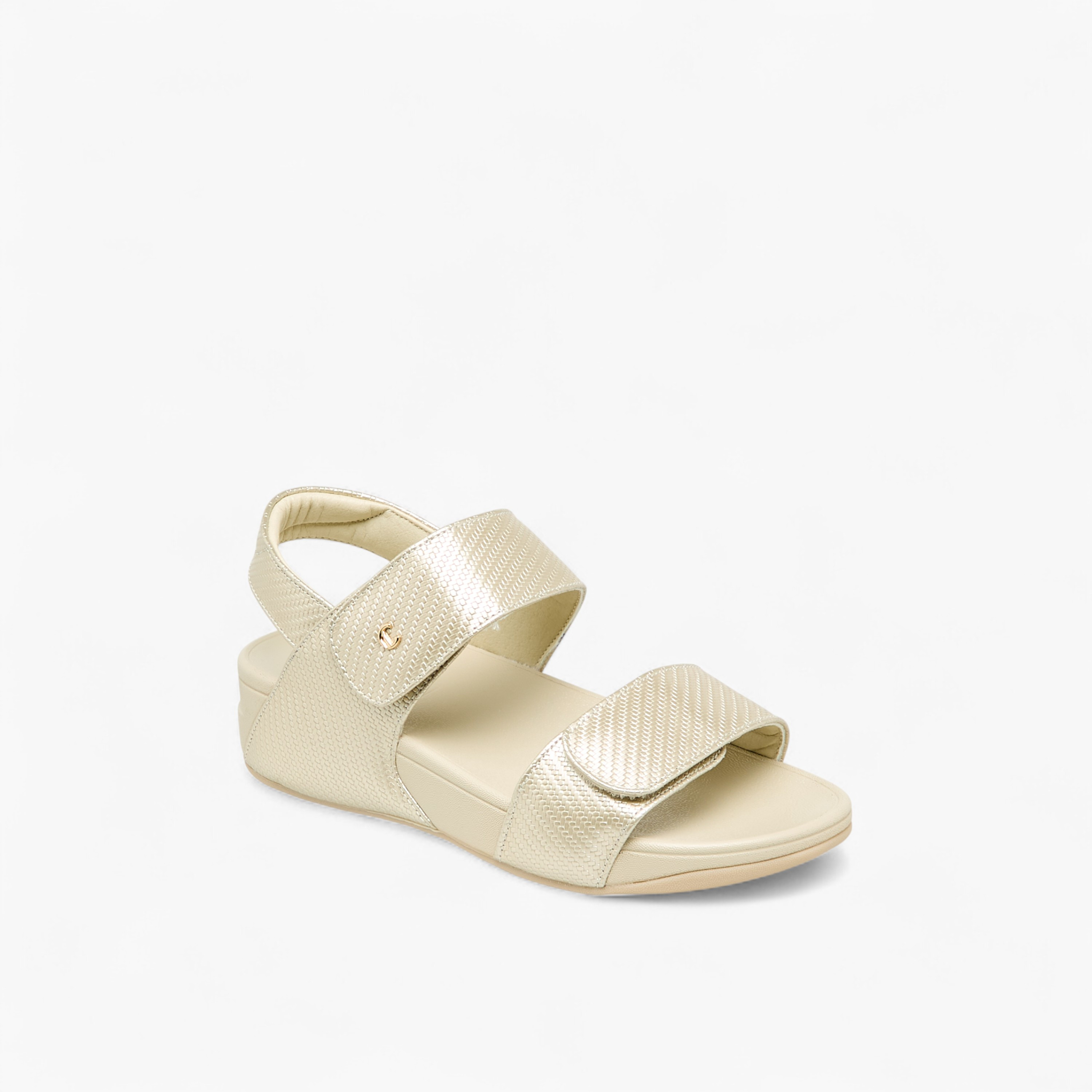 صندل بارز الملمس بحزام وشريط إغلاق لاصق من لو كونفورت-women-shoes-sandals-heeled-image-2