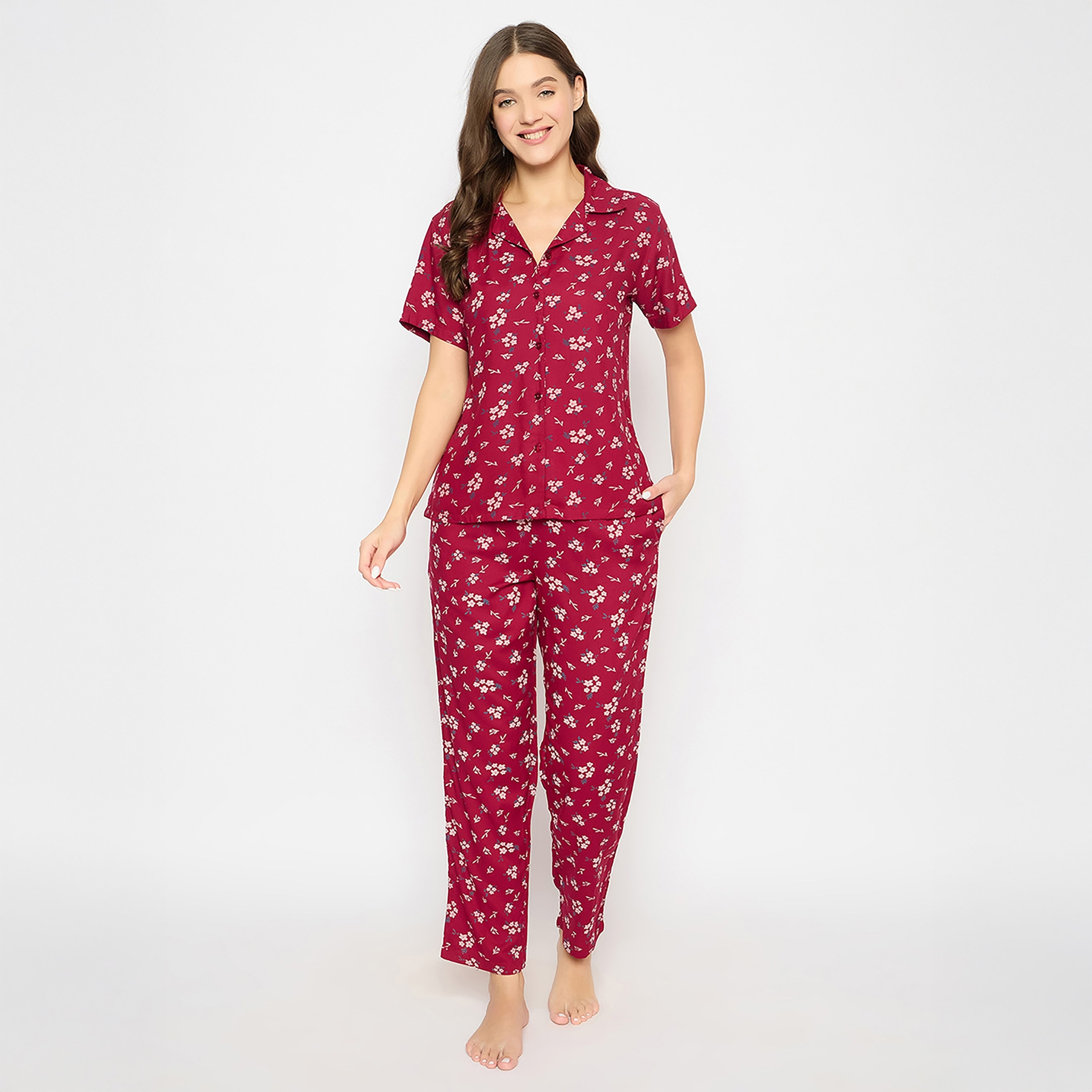طقم قميص وبيجامة نسائي بطبعة زهور بأزرار باللون العنابي من كلوفيا - رايون-women-clothing-nightwear-pyjamas-longsets-image-1