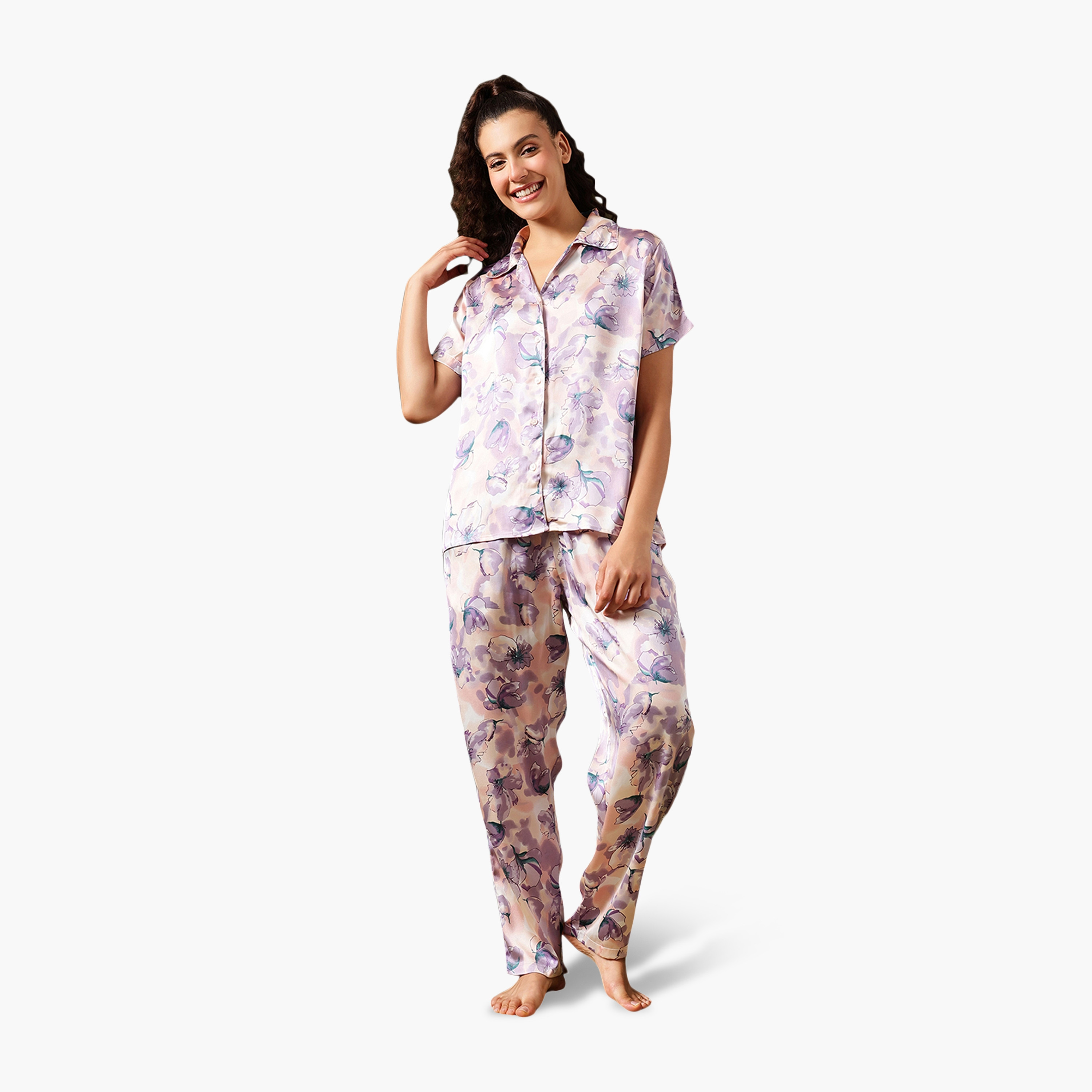 بدلة نوم نسائية بطبعة الزهور وأزرار بلون لافندر من كلوفيا - ساتان-women-clothing-nightwear-pyjamas-longsets-image-1