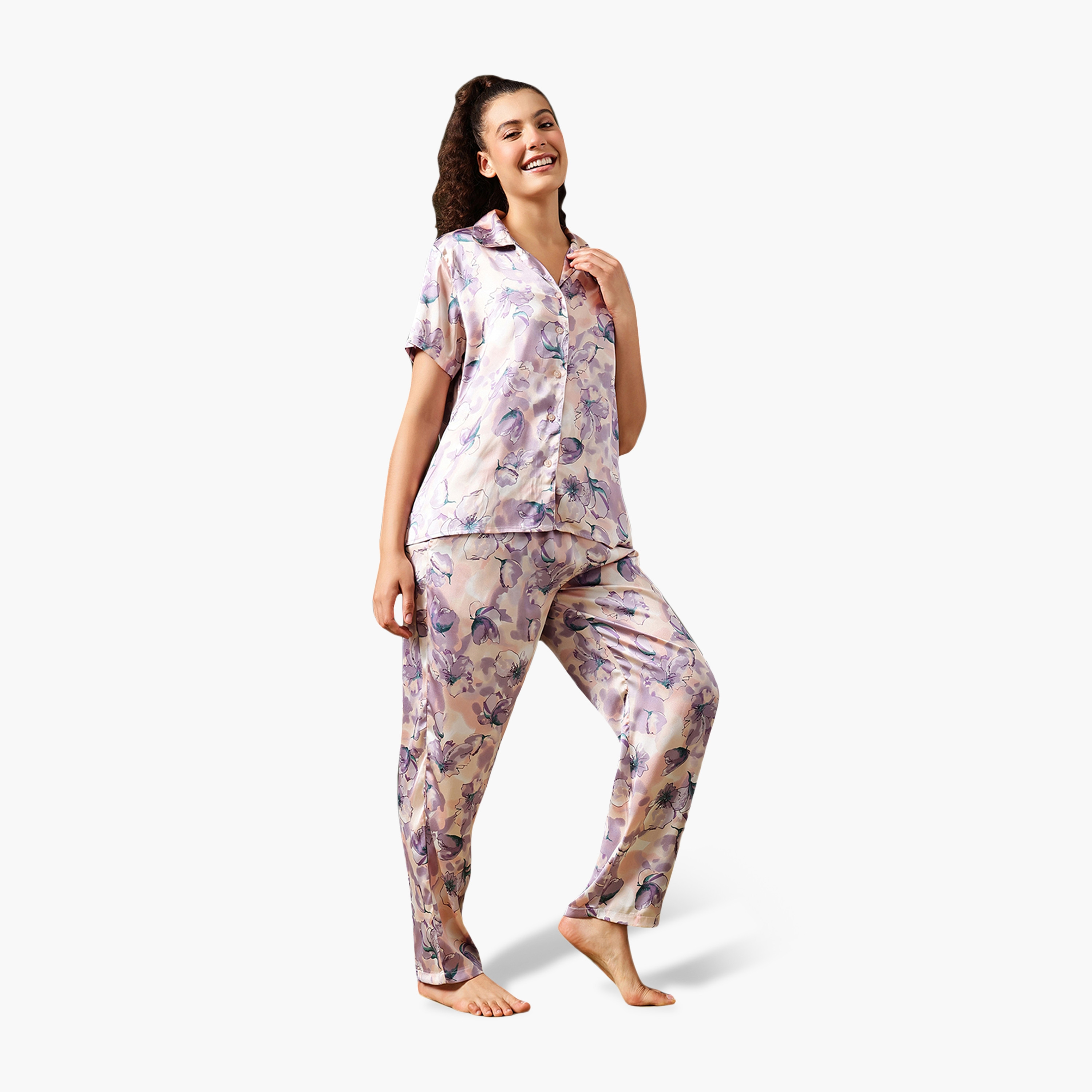 بدلة نوم نسائية بطبعة الزهور وأزرار بلون لافندر من كلوفيا - ساتان-women-clothing-nightwear-pyjamas-longsets-image-2