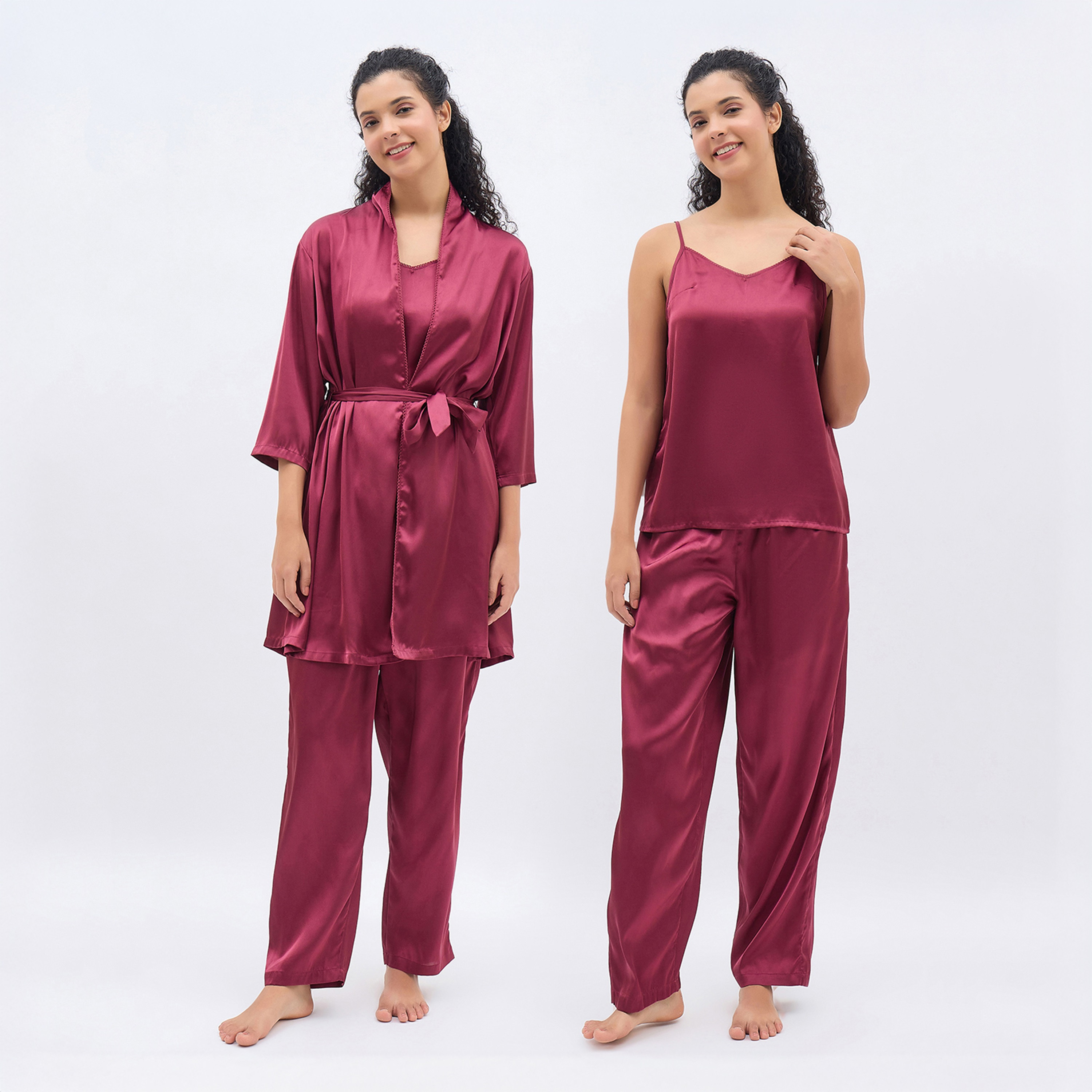 طقم نسائي 3 قطع (توب كامي، بنطلون بيجامة، وروب) من كلوفيا - ساتان-women-clothing-nightwear-pyjamas-longsets-image-4