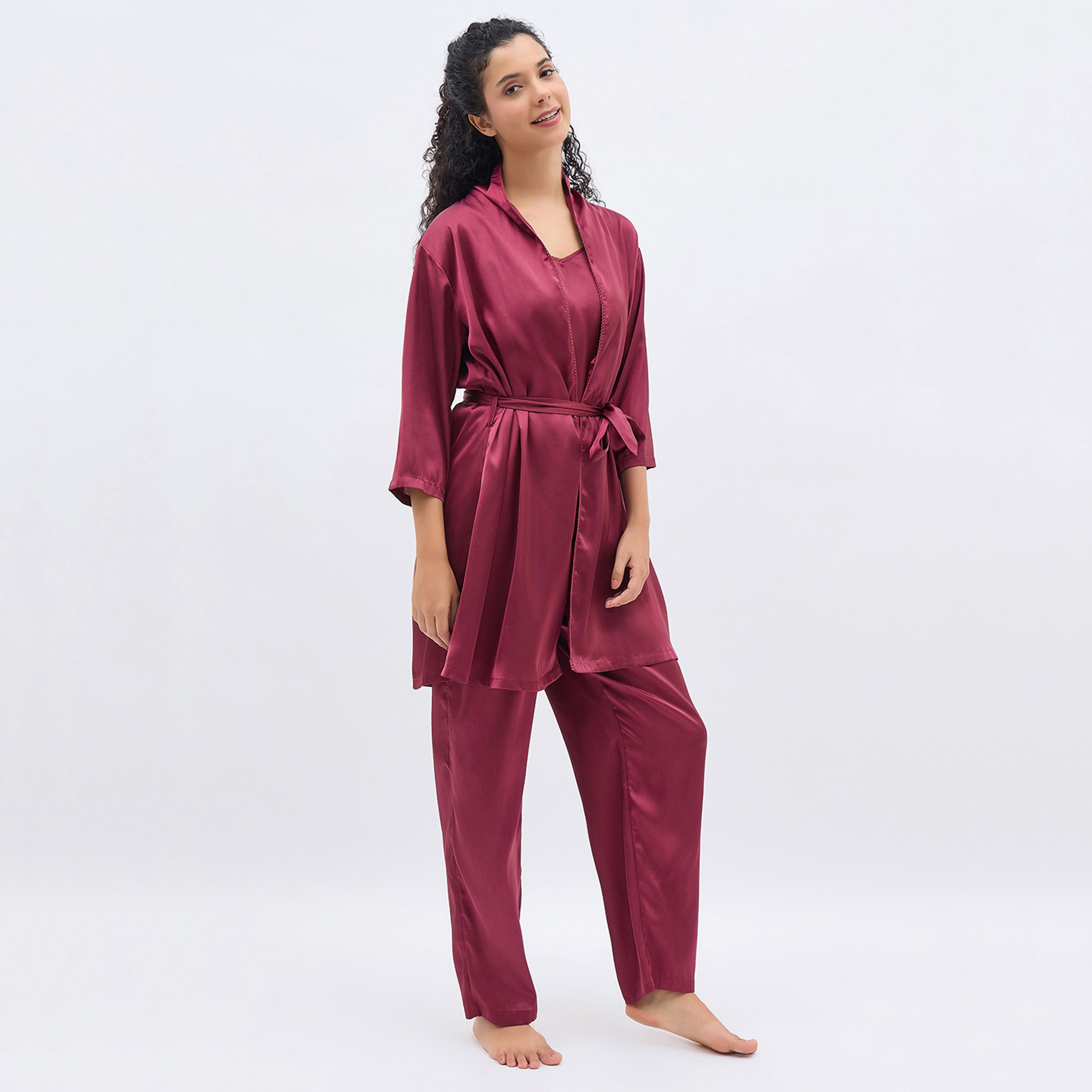 طقم نسائي 3 قطع (توب كامي، بنطلون بيجامة، وروب) من كلوفيا - ساتان-women-clothing-nightwear-pyjamas-longsets-image-7