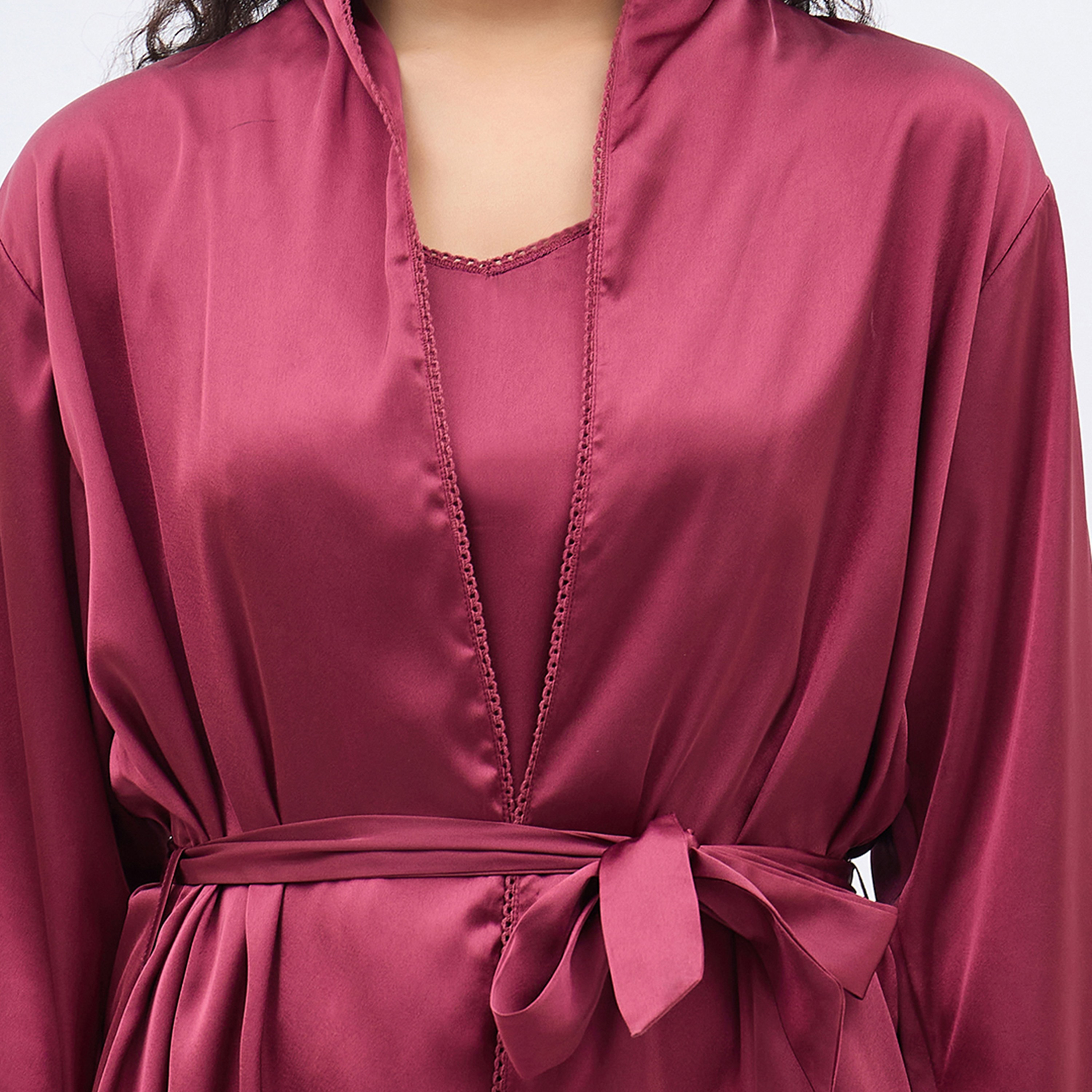 طقم نسائي 3 قطع (توب كامي، بنطلون بيجامة، وروب) من كلوفيا - ساتان-women-clothing-nightwear-pyjamas-longsets-image-9