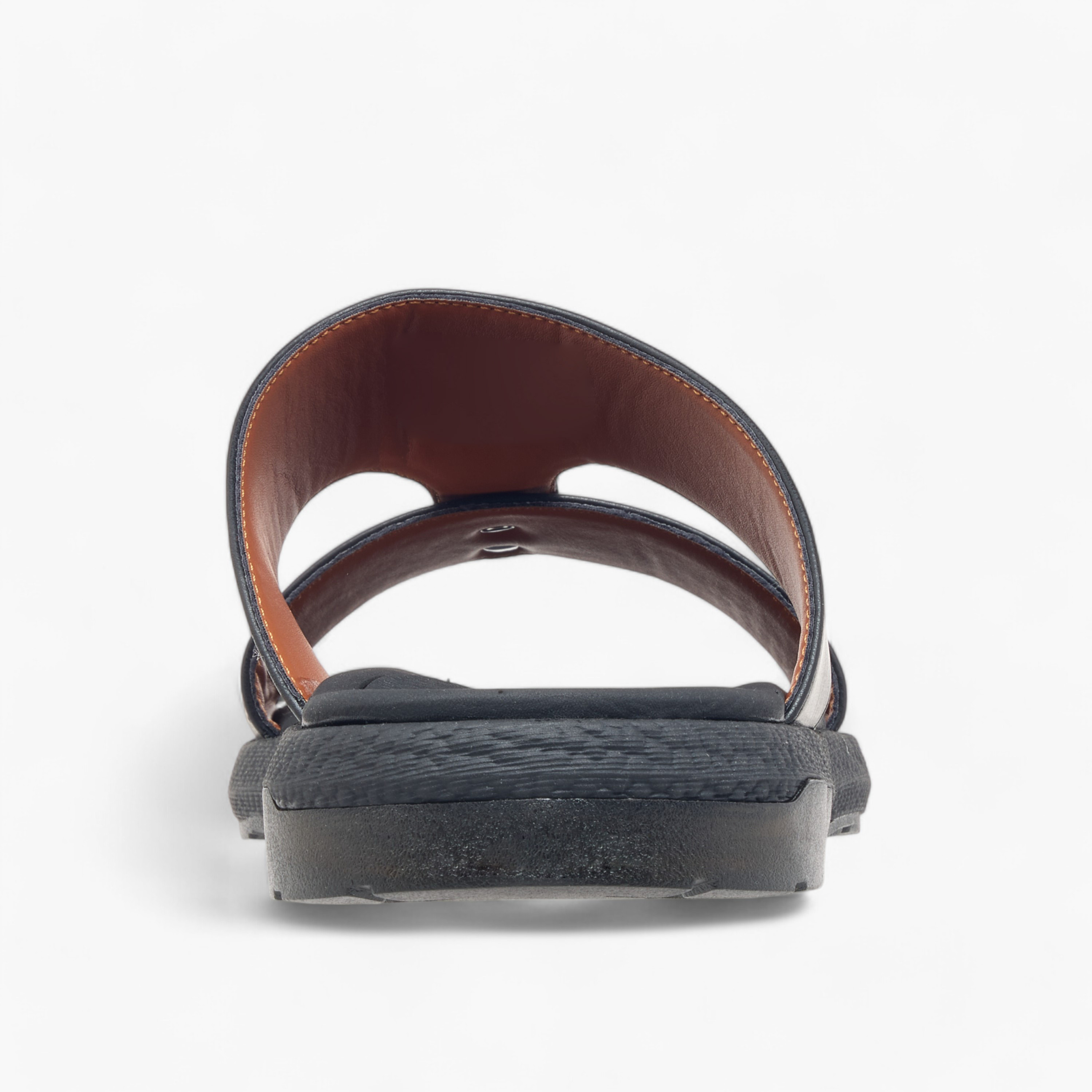صندل عربي مريح سهل الارتداء بتفاصيل مفرغة من لو كونفورت-men-shoes-sandals-image-4