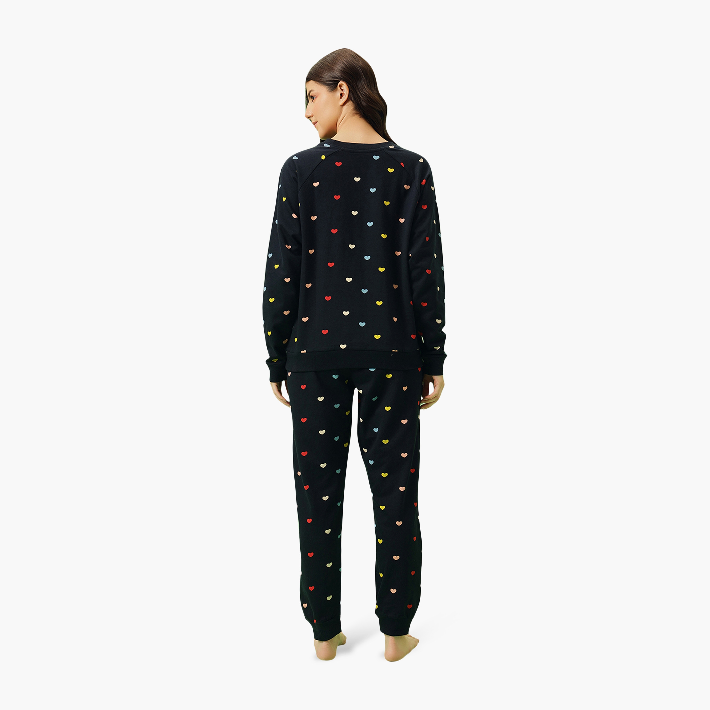 طقم سويت شيرت وبنطلون جوجر نسائي بطبعة قلب بلون كحلي من كلوفيا - قطن تيري 100%-women-clothing-nightwear-pyjamas-longsets-image-4